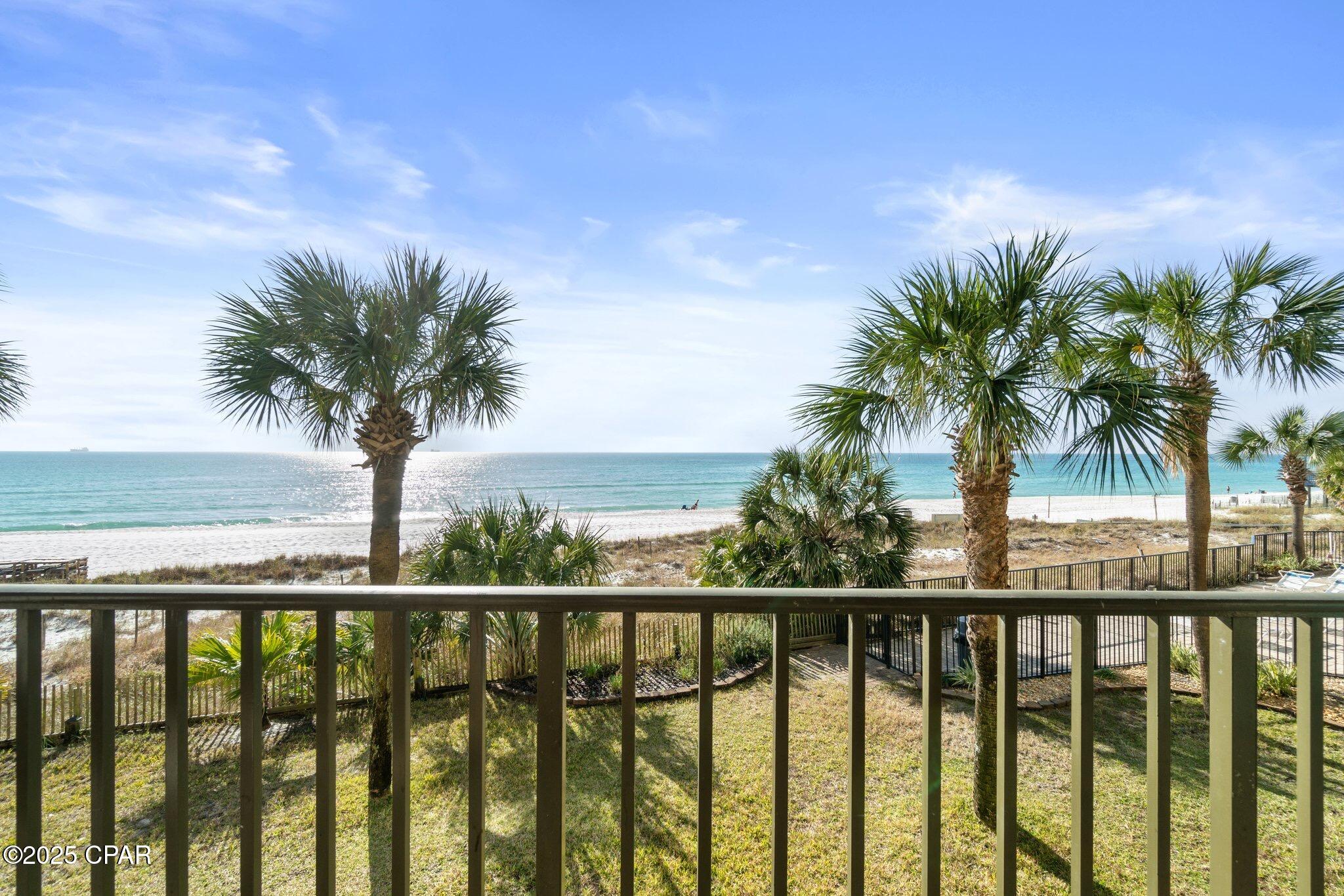 The Commodore - Residential