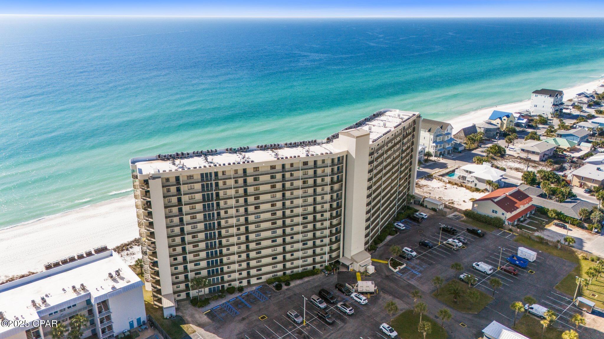 The Commodore - Residential