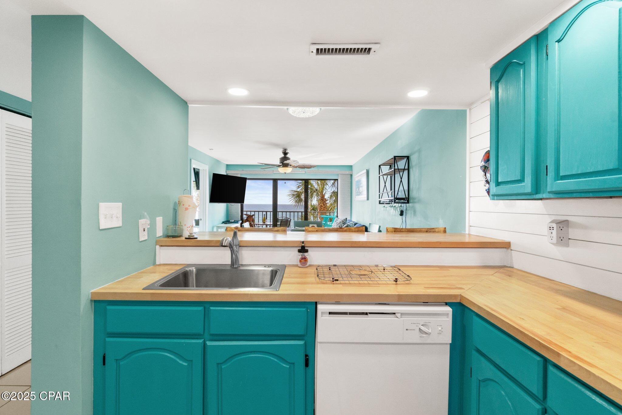 The Commodore - Residential