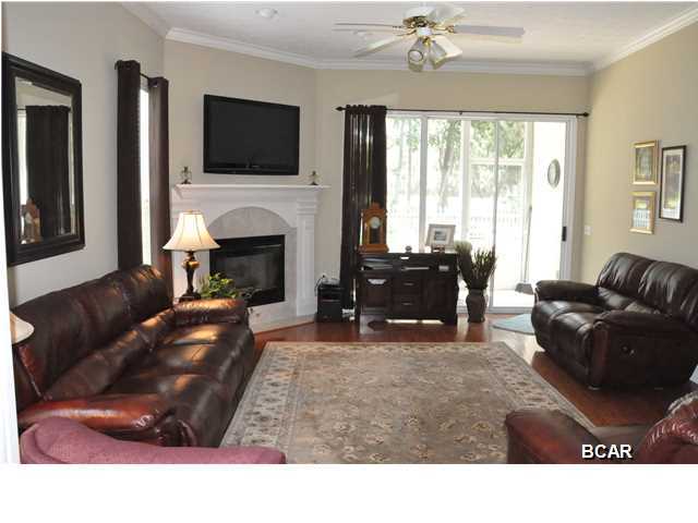 Tropical Bay - Residential