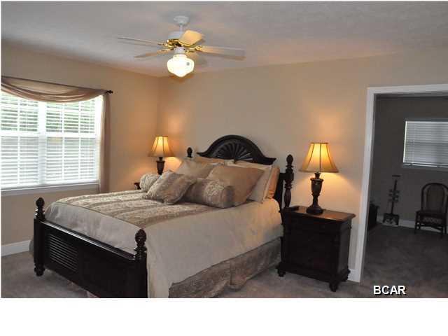 Tropical Bay - Residential