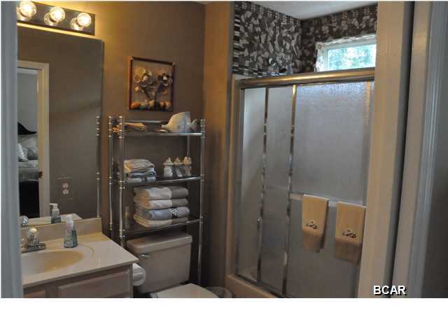 Tropical Bay - Residential