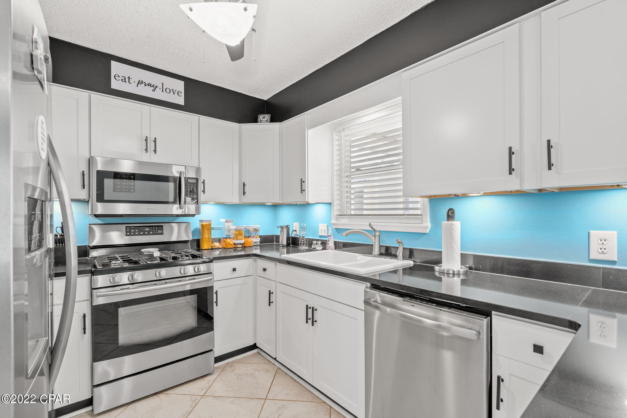 Shadow Bay Unt 3 & 4 - Residential