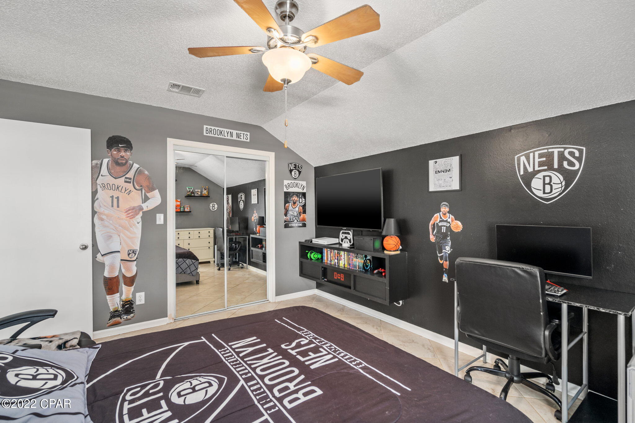 Shadow Bay Unt 3 & 4 - Residential