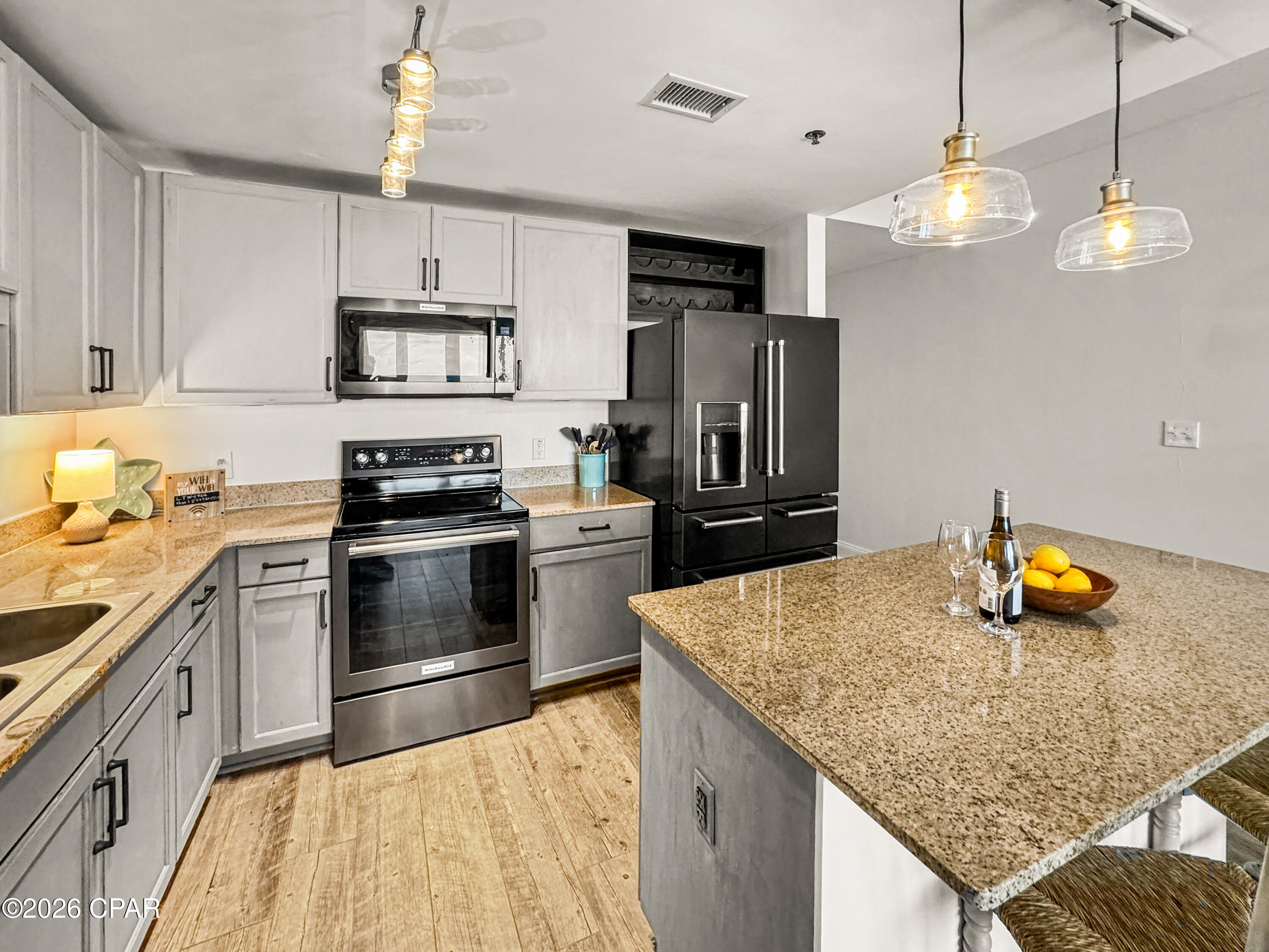 Laketown Wharf - Residential