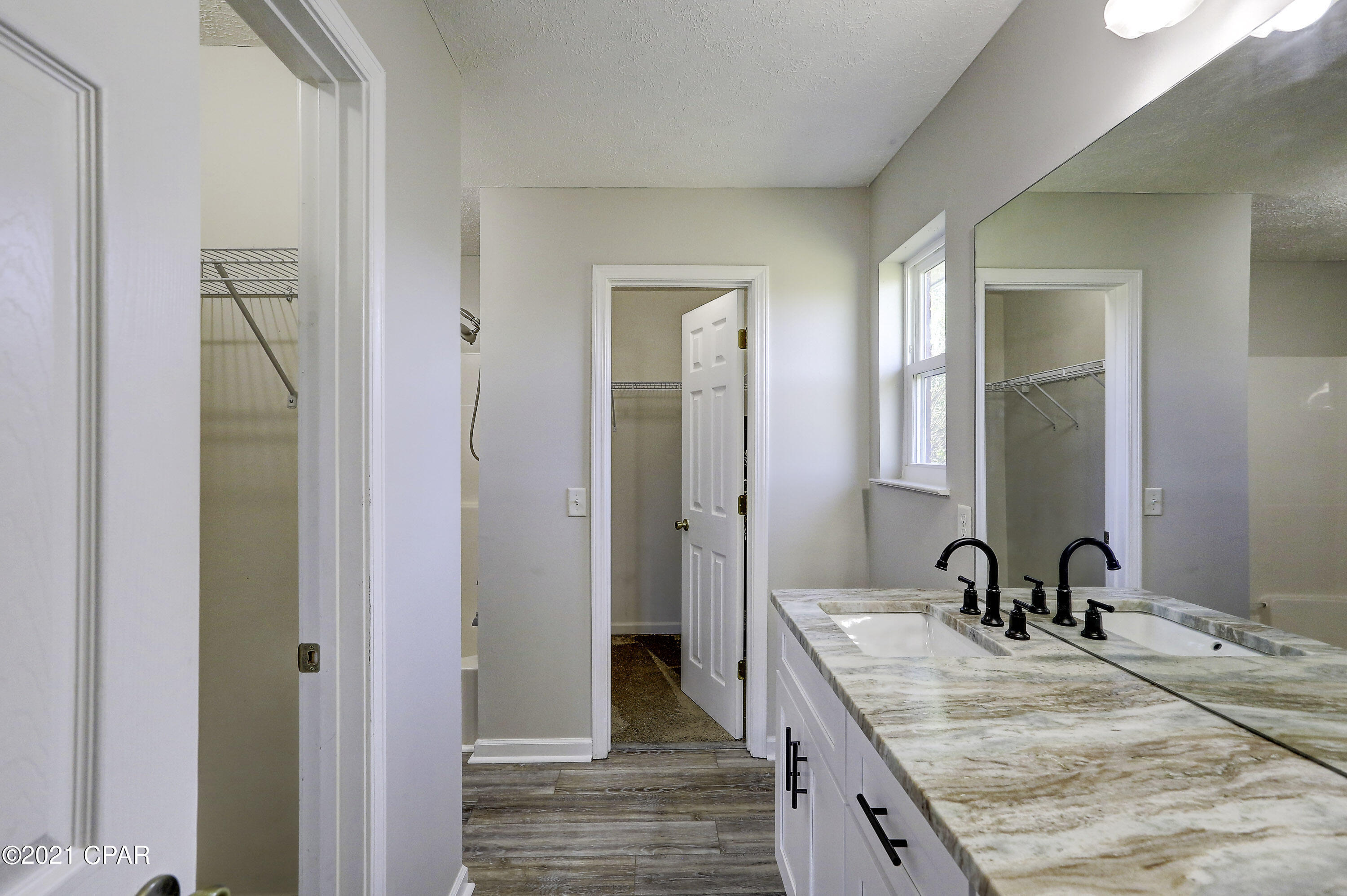 Brentwood Estates - Residential