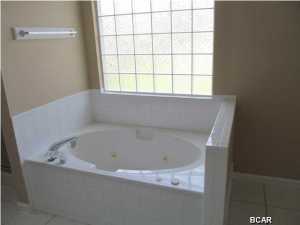 Hidden Pines Phase I - Residential Lease