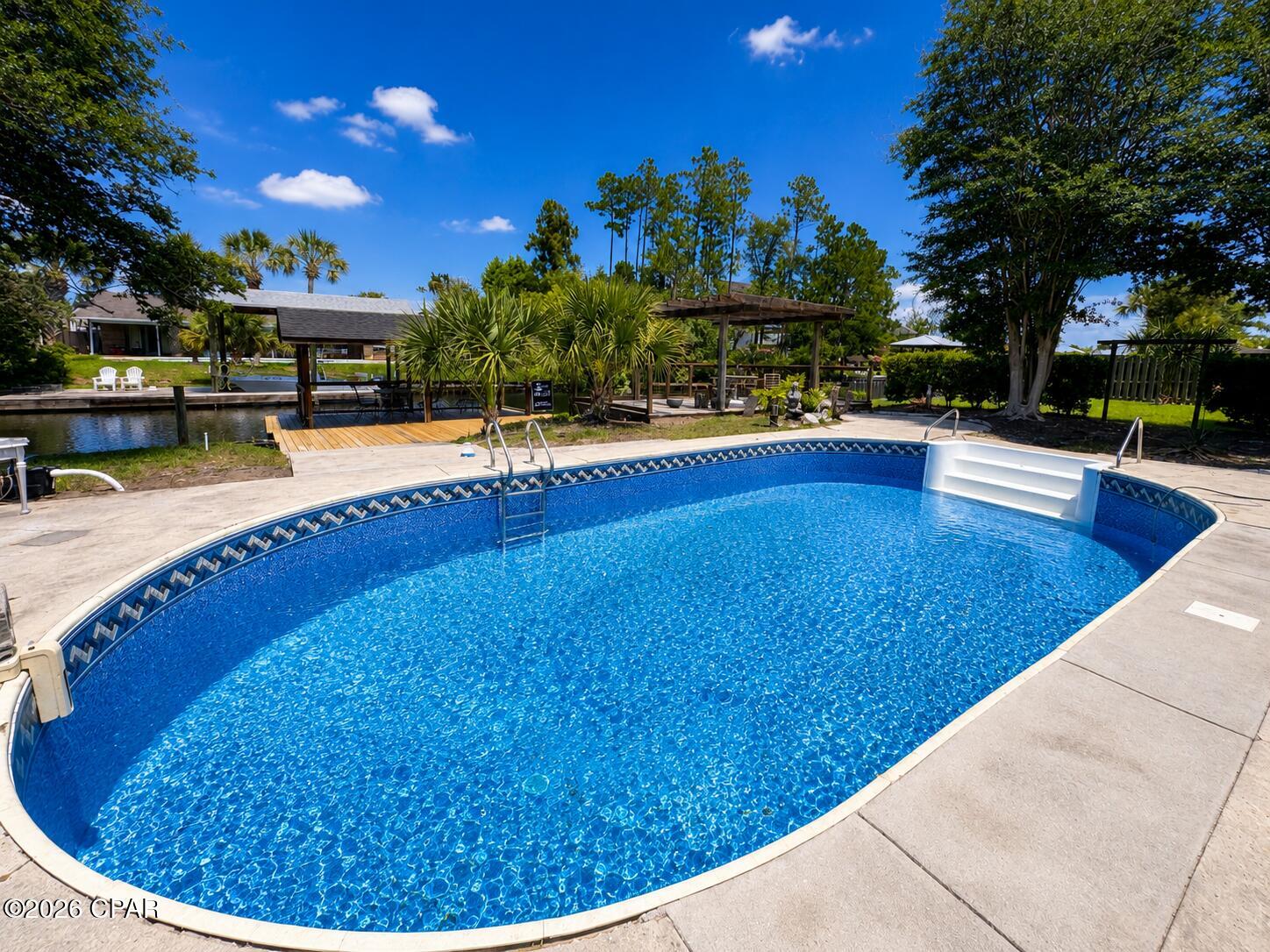 1006 Goose Bayou Road