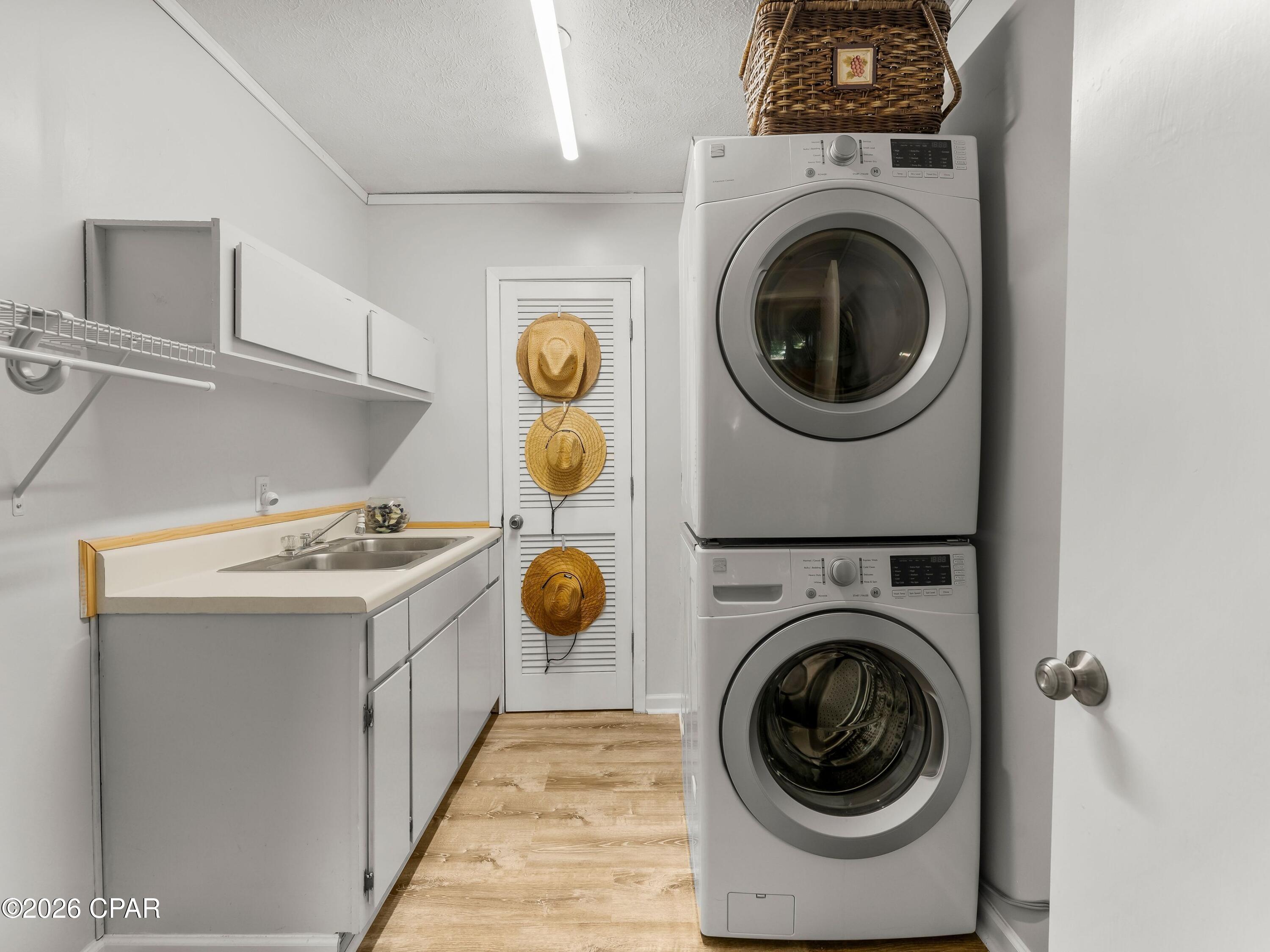 Baywood Shores Estates - Residential