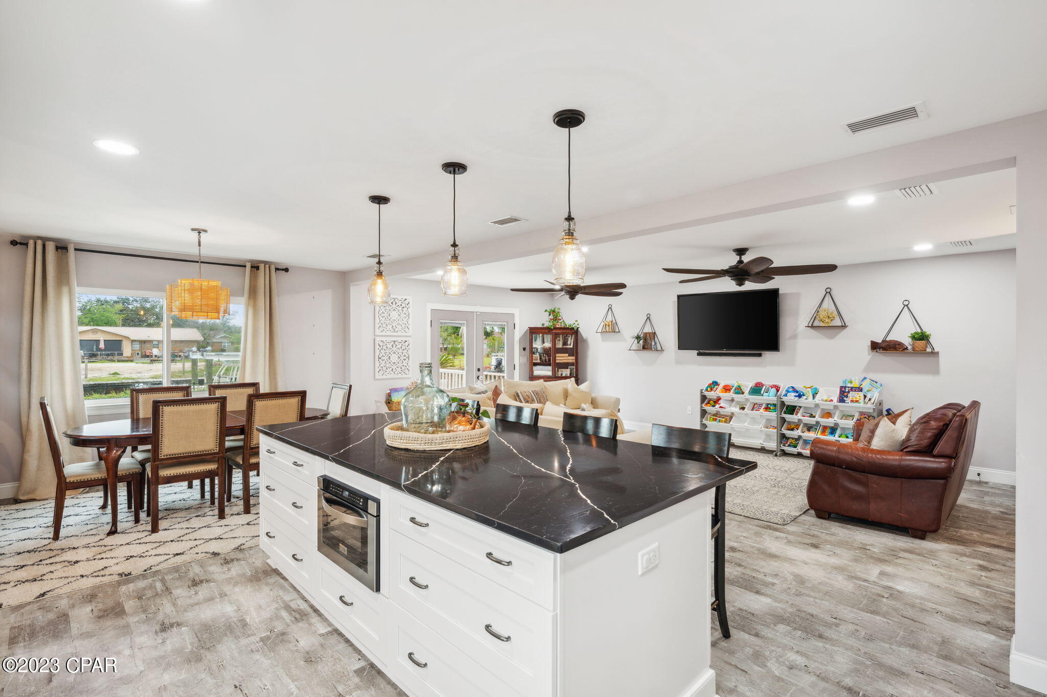 Baywood Shores Est Unit 4 - Residential Lease