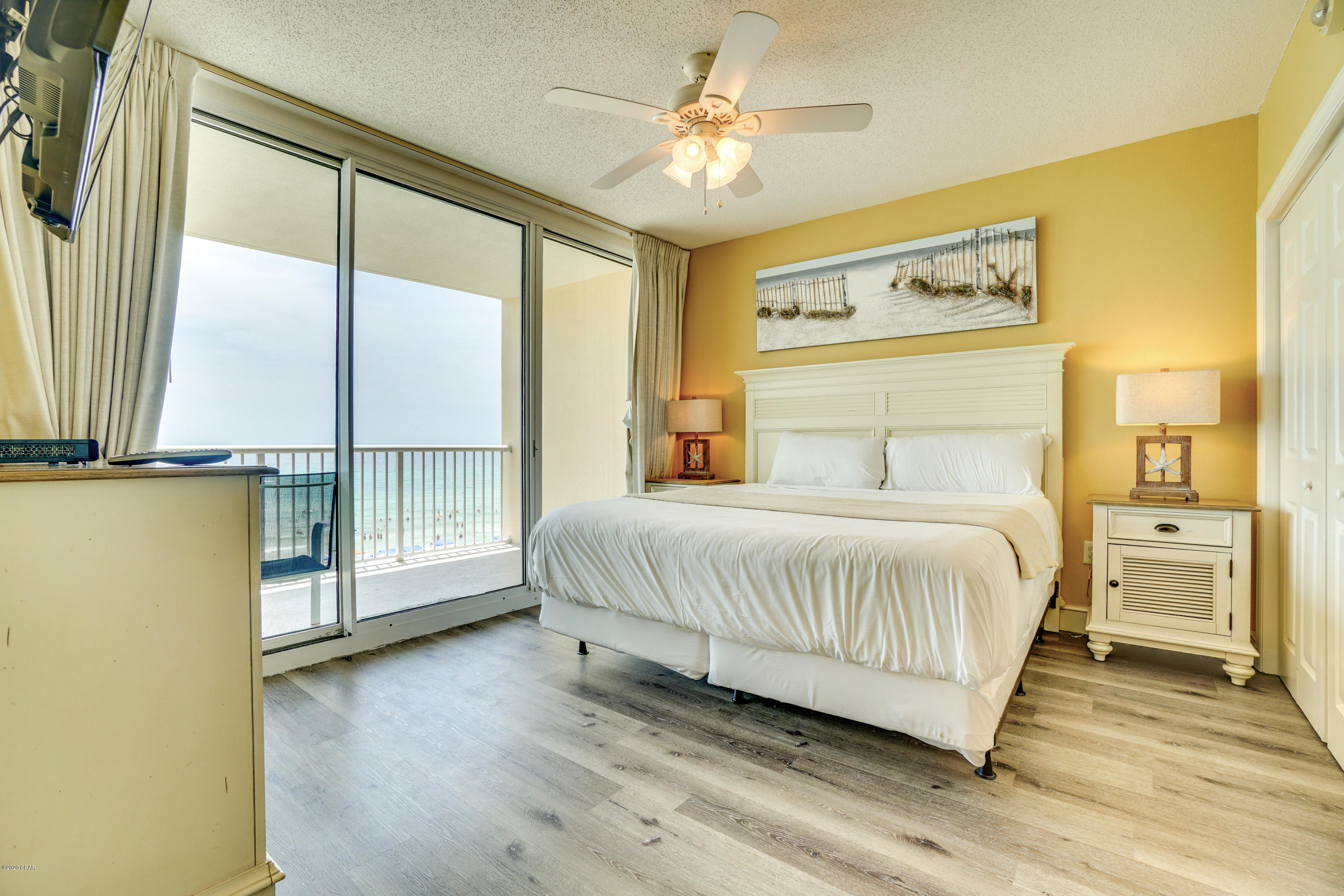 Majestic Beach Tower I - Residential