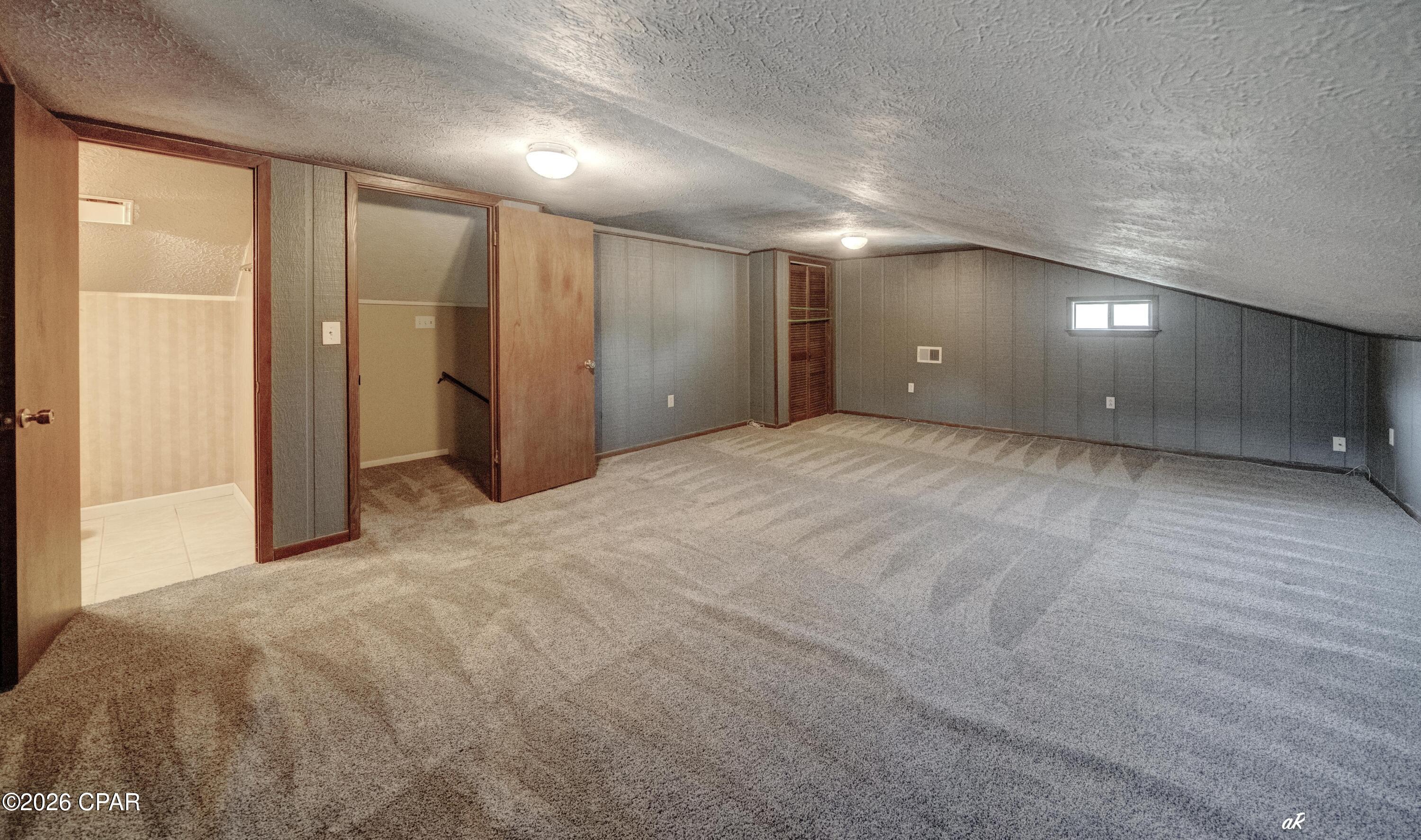 Deerpoint Lake Heights - Residential