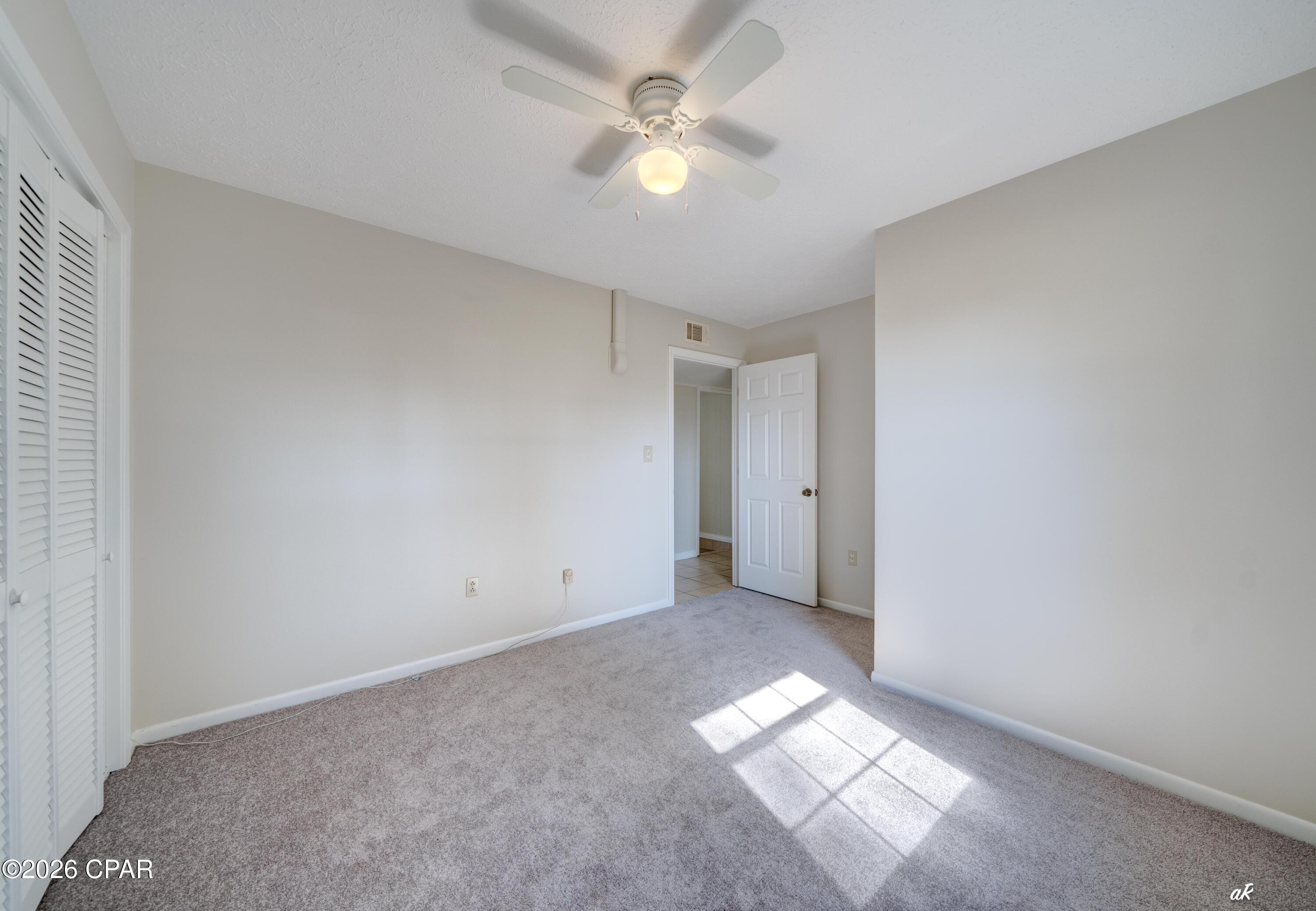 Deerpoint Lake Heights - Residential