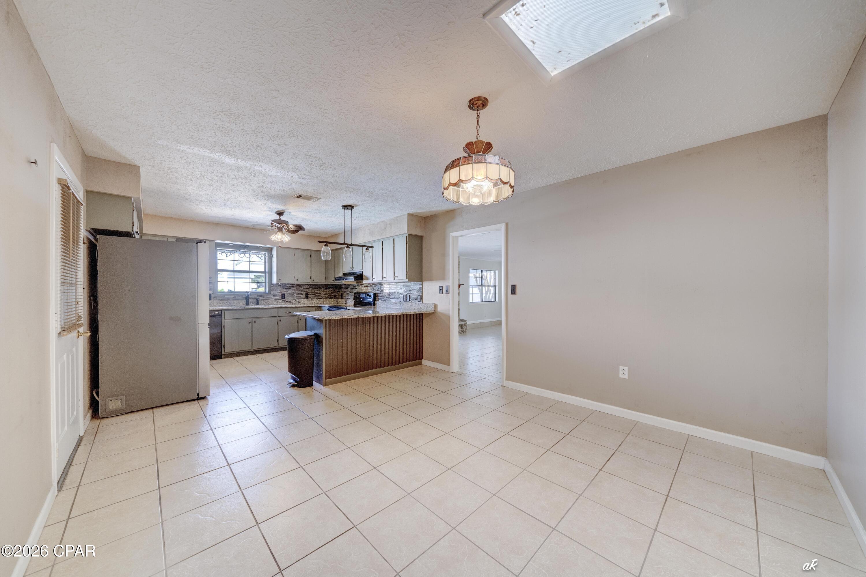 Deerpoint Lake Heights - Residential