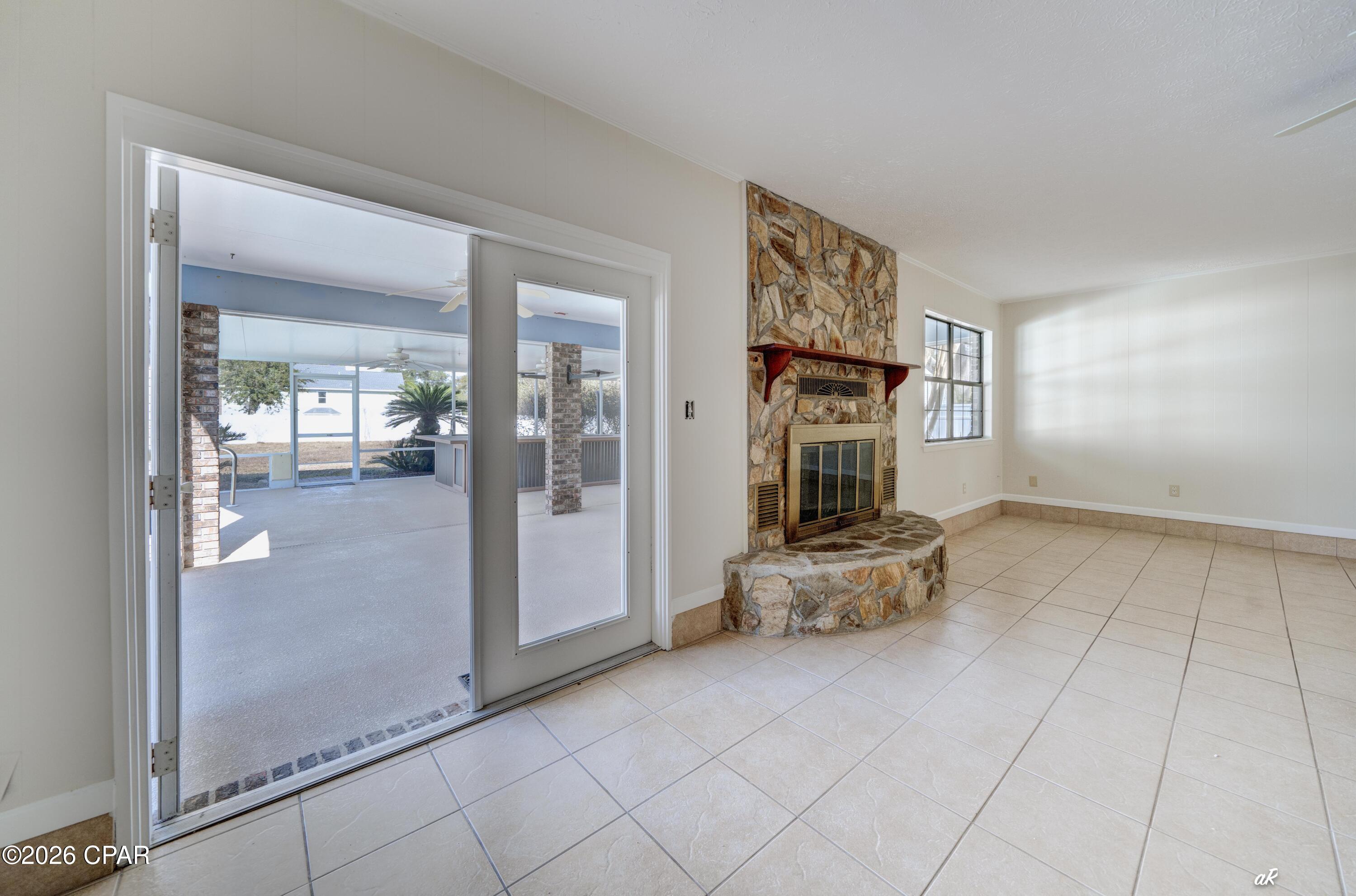 Deerpoint Lake Heights - Residential