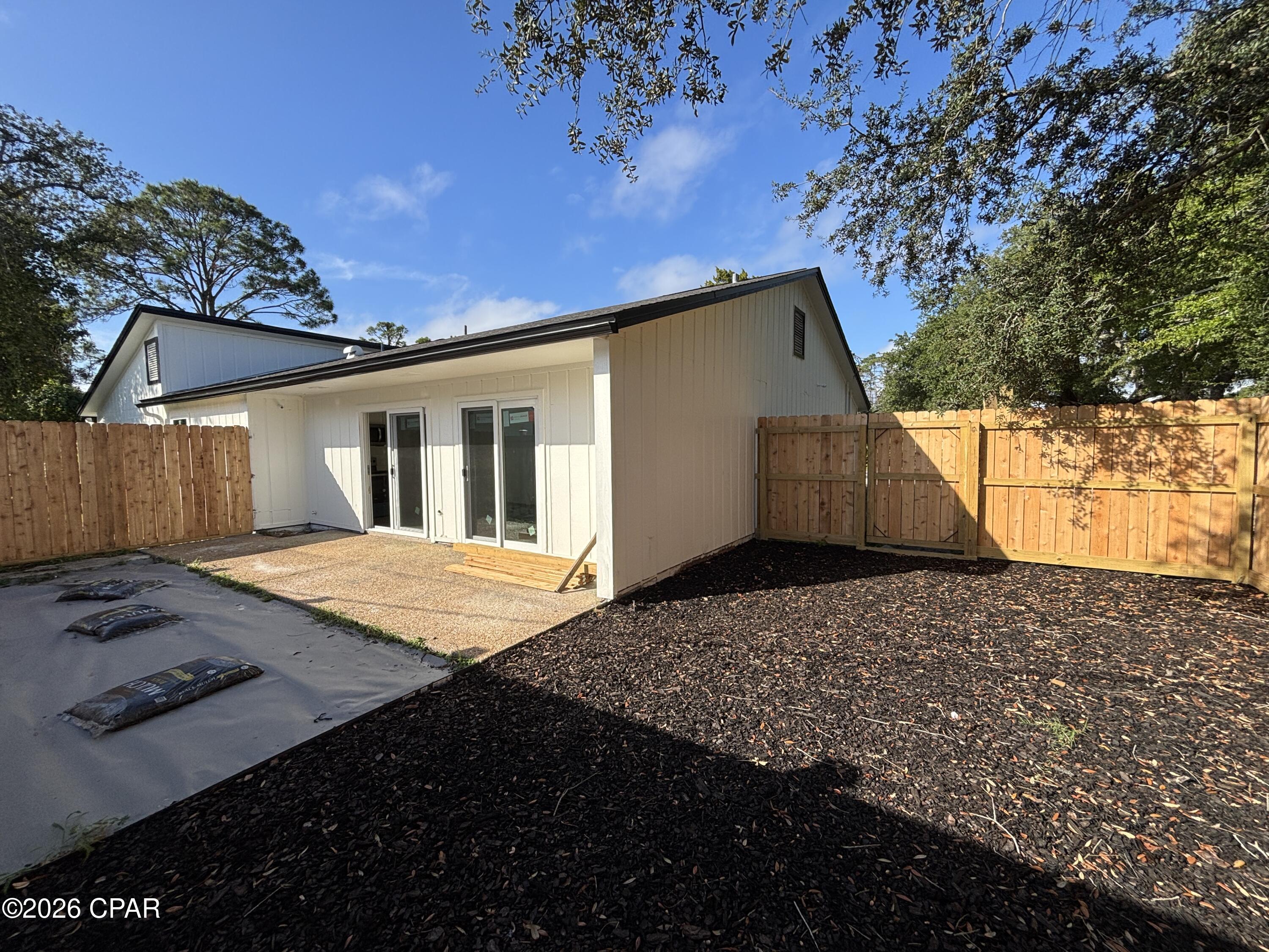 [No Recorded Subdiv] - Residential Lease