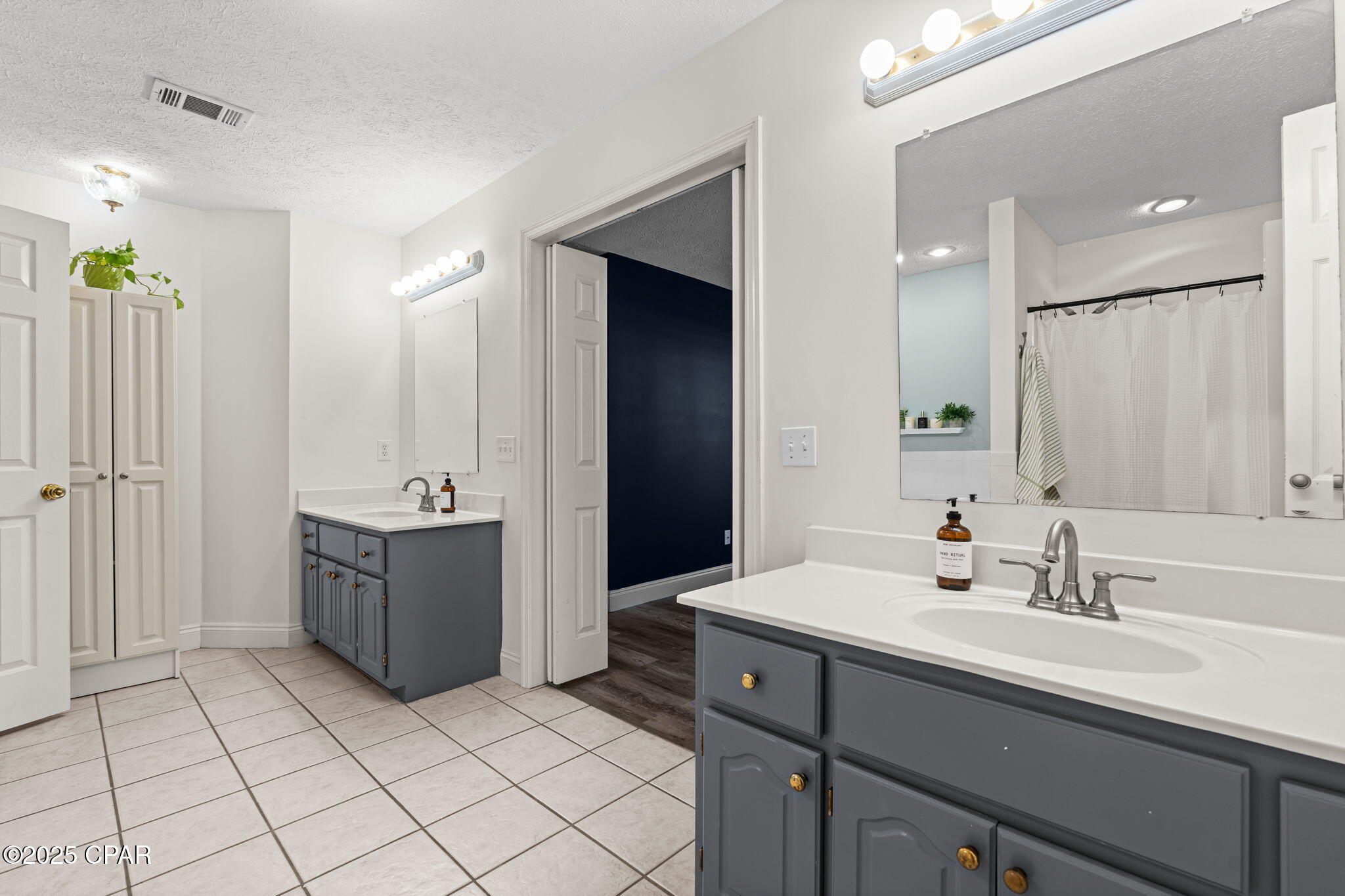 Mowat Highlands Ph X - Residential