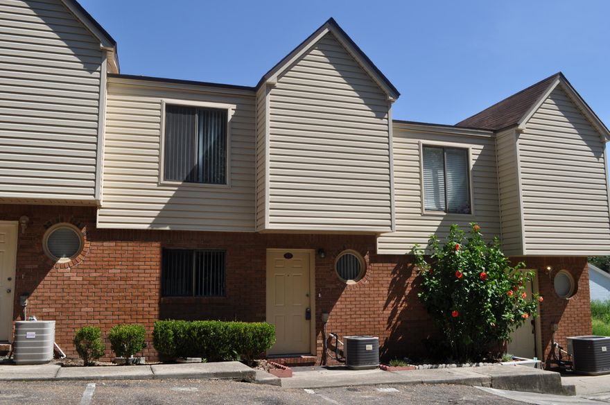 SELLER MOTIVATED!!Immaculate and move-in ready townhome in The Landings at Lake Caroline.  This is a 2BR/2.5BA unit with updated kitchen, private patio, a covered balcony off the Master bedroom, and the washer/dryer is included.  The unit overlooks the community pool and you’re near the lake and only a few blocks from St. Andrews Bay.  This is a very quiet and secluded community and this home would be excellent for a first time buyer or an investor looking for a solid rental.  The monthly HOA fees cover exterior insurance, ground keeping, pest control, pool service and trash pickup.  All info is approx. and must be verified if important.