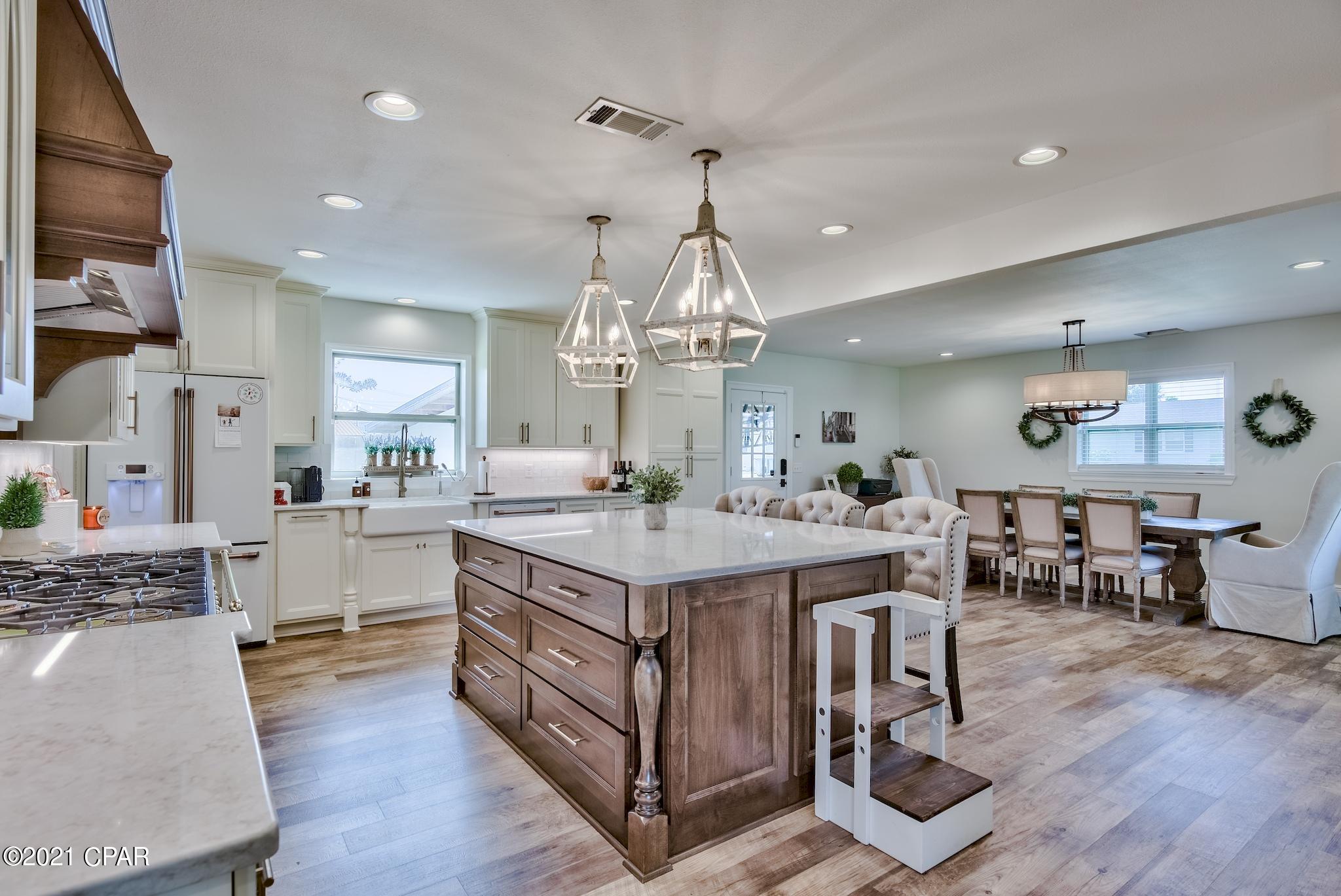 Bunkers Cove - Residential