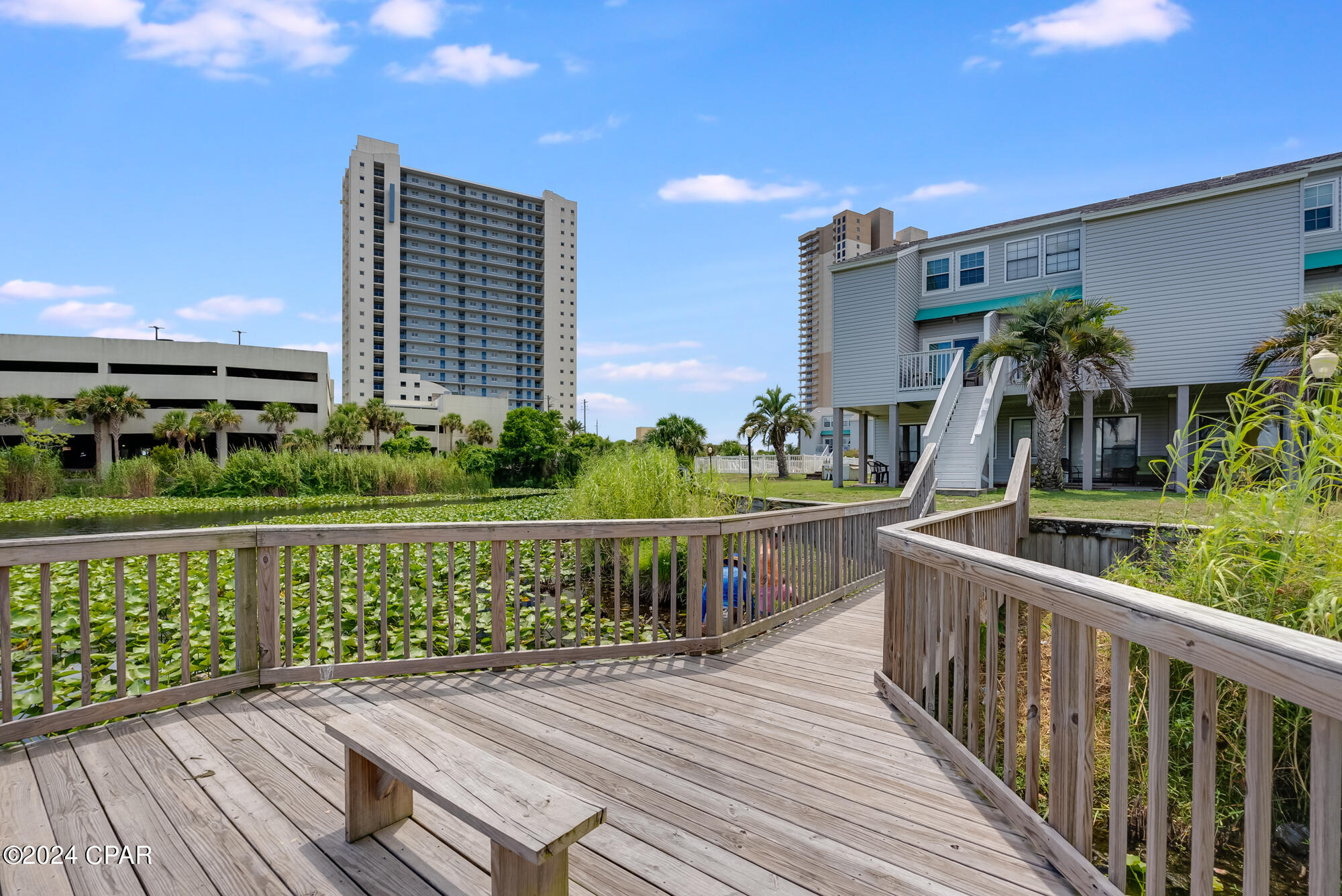 Lullwater Beach - Residential