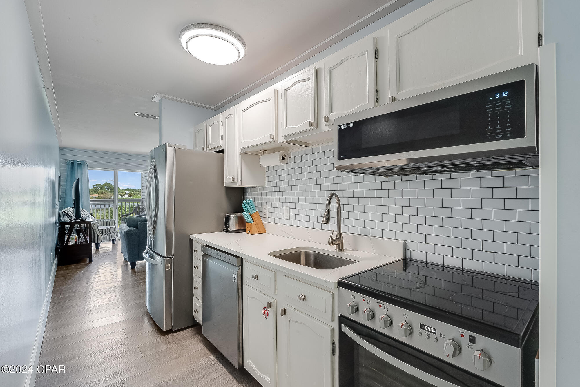 Lullwater Beach - Residential