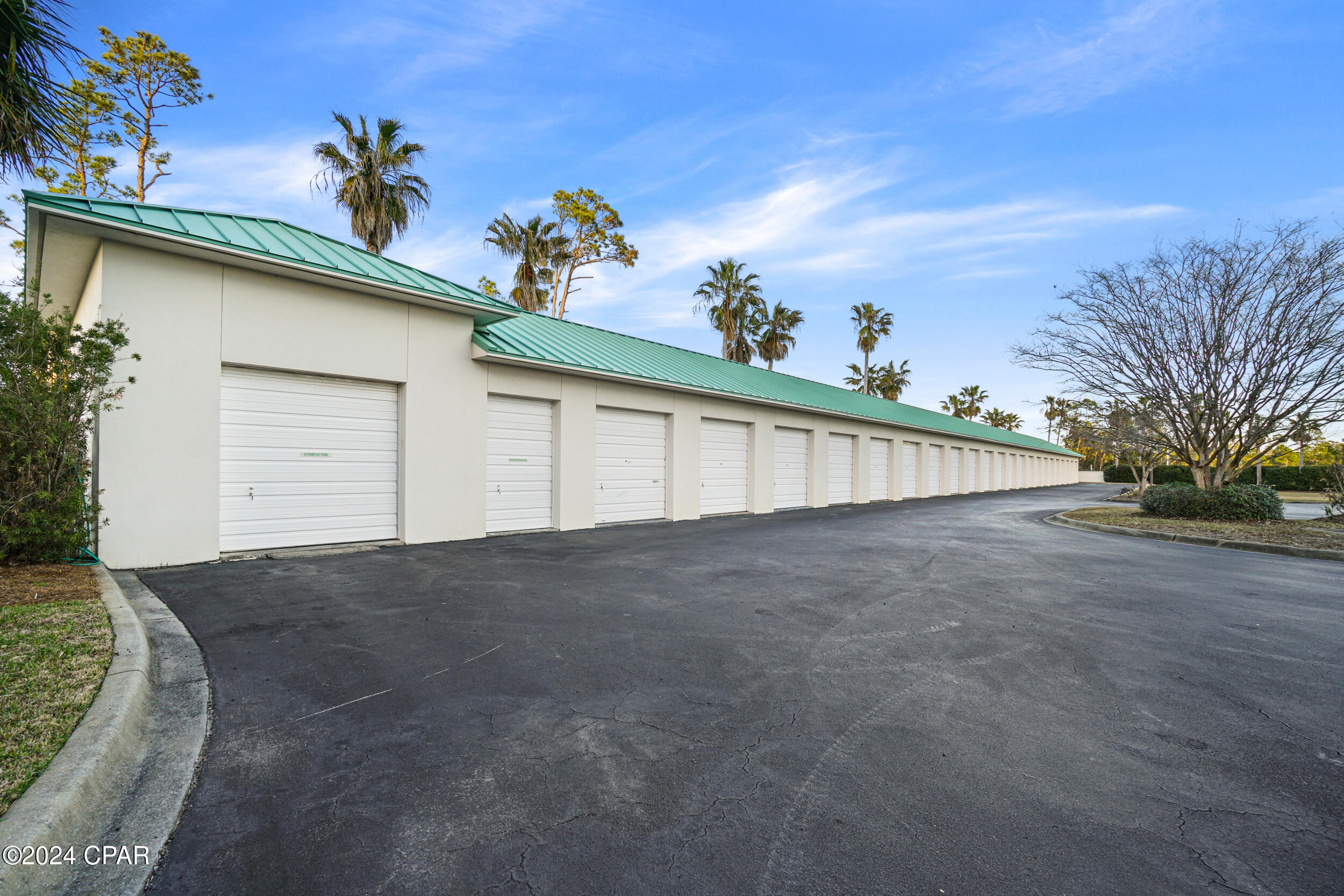 Marina Bay Condo - Residential