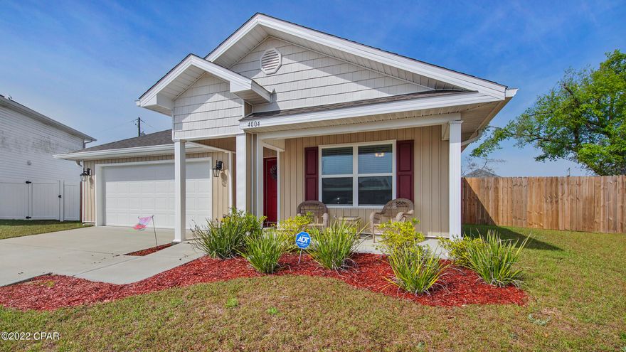 Beautiful 4 bedroom, 2 bathroom Cali floorplan in Brighton Oaks Subdivision. Located at the end of a quiet cul de sac. This home includes a large fenced in yard, screened in back porch, refrigerator and blinds. Just around the corner you will find Zollie Young Park & Zollie Young Dog Park.