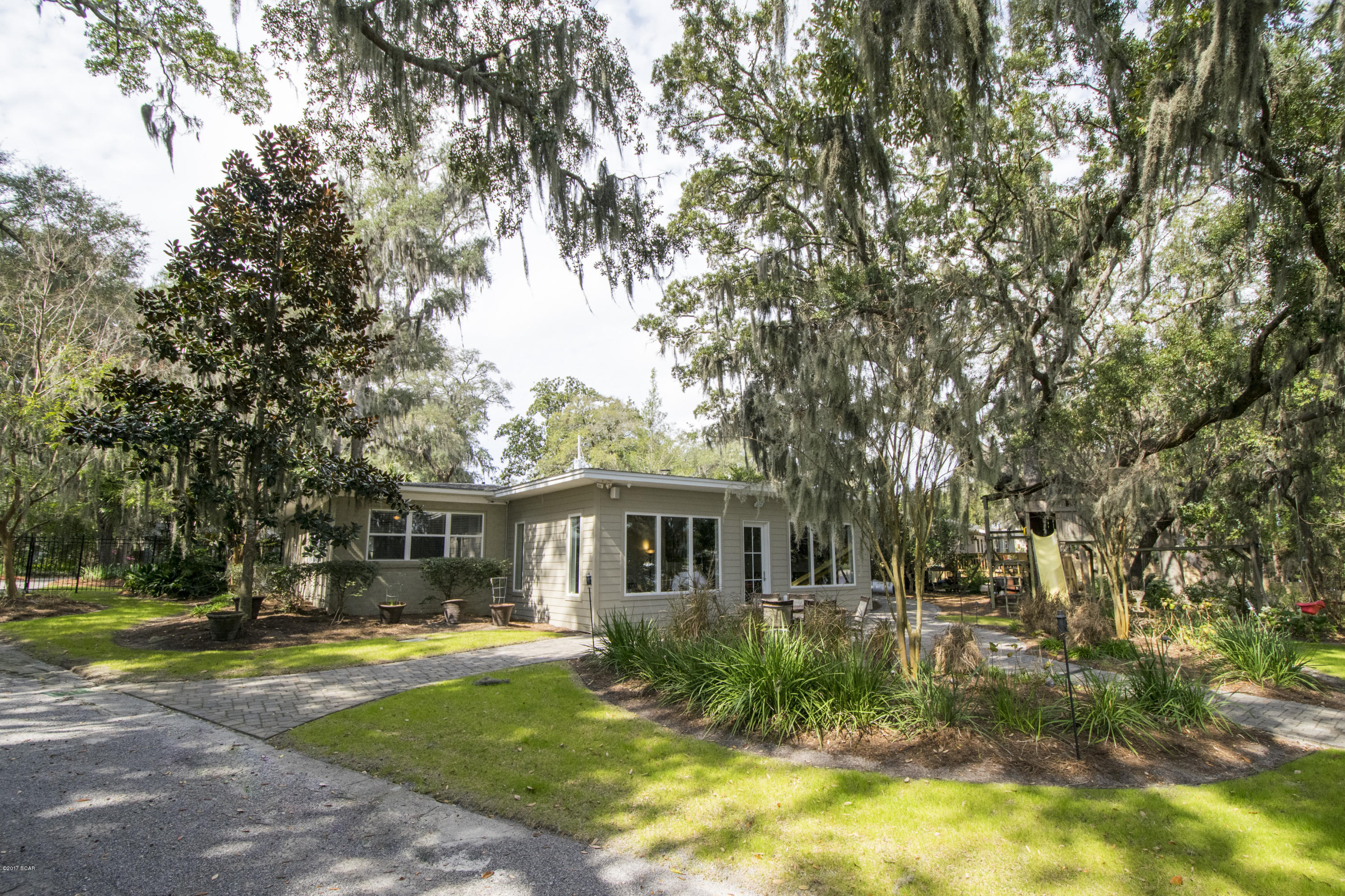 Cove Terrace 2nd Add - Residential