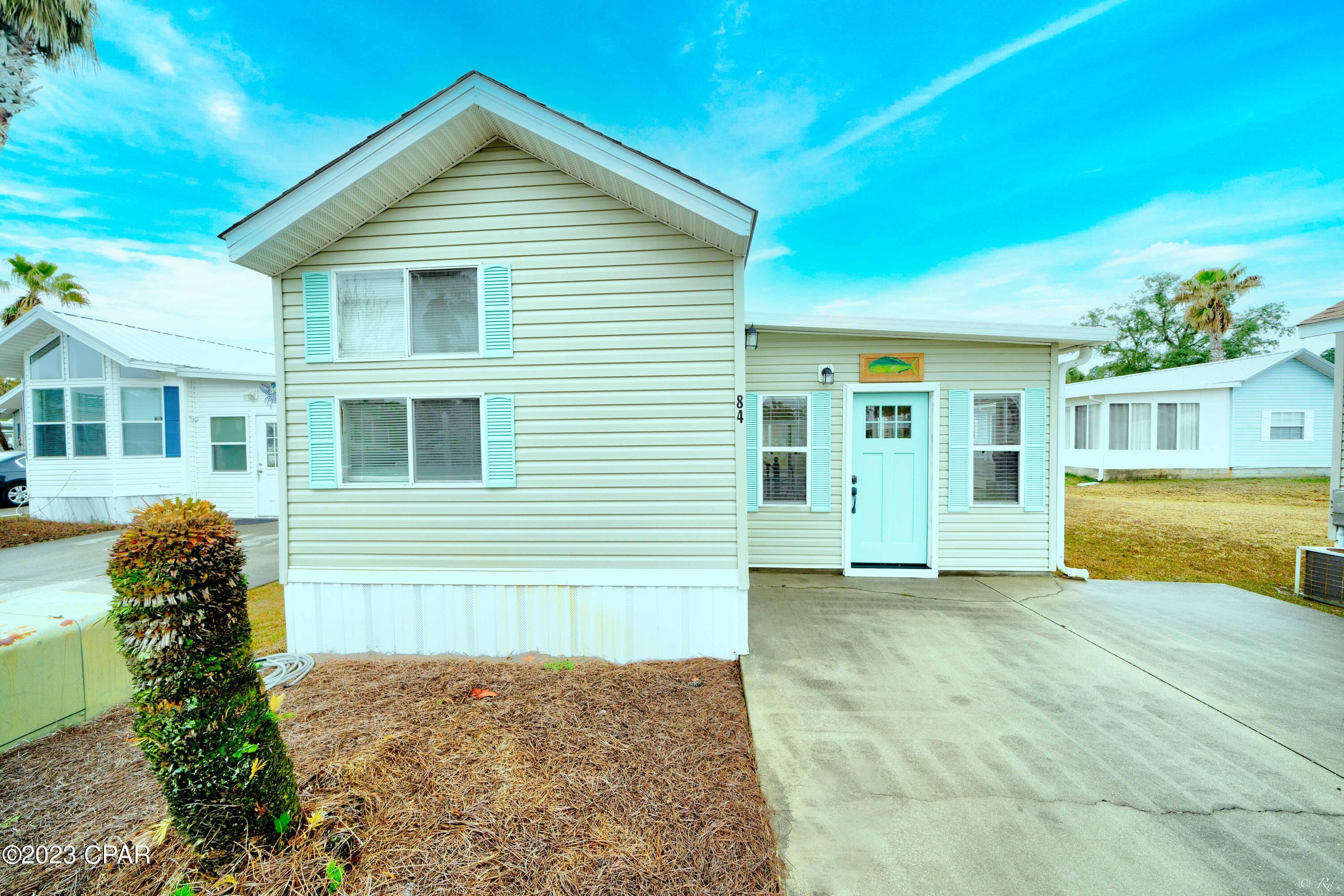 Emerald Pointe Resort - Residential