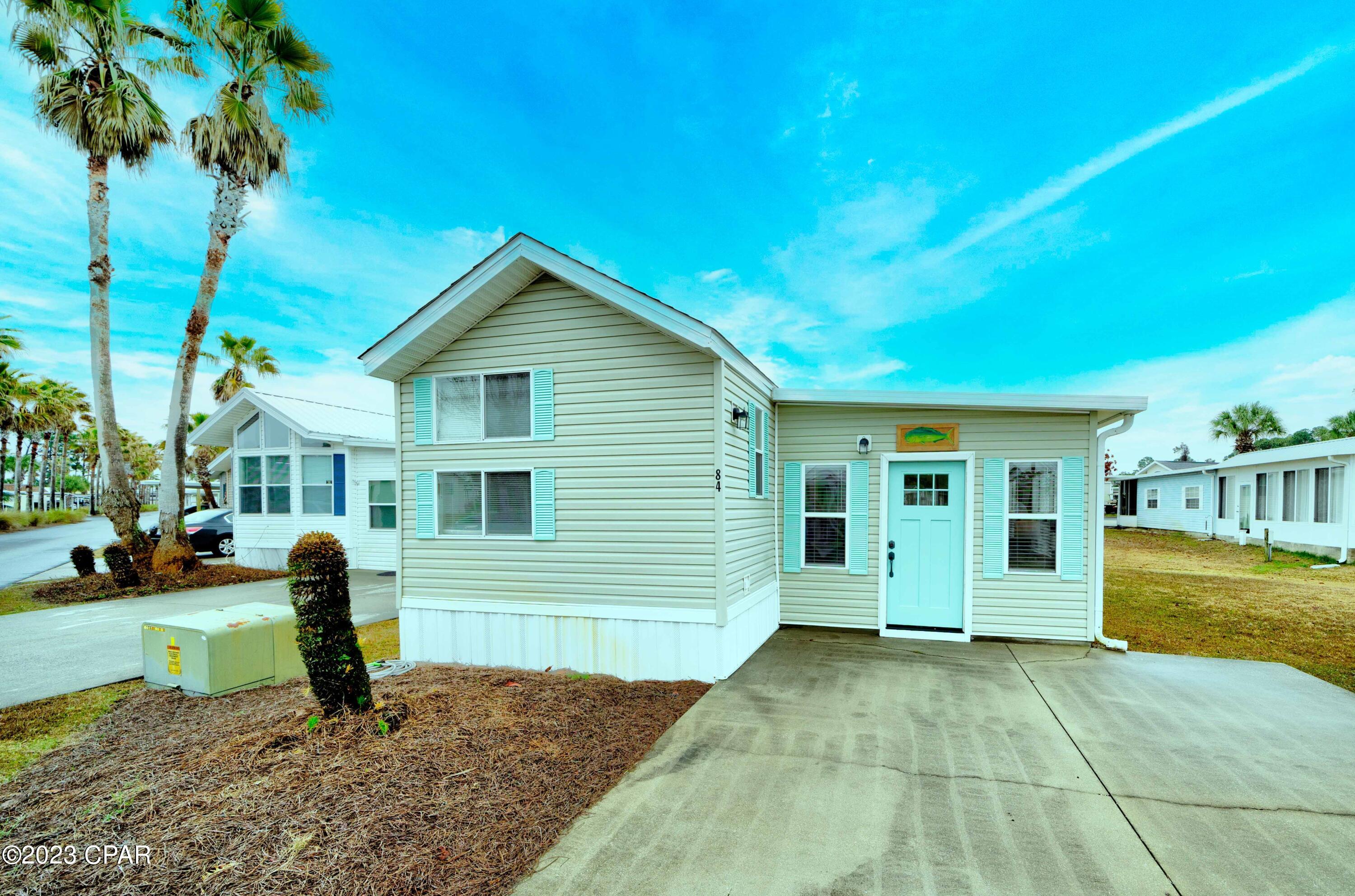 Emerald Pointe Resort - Residential