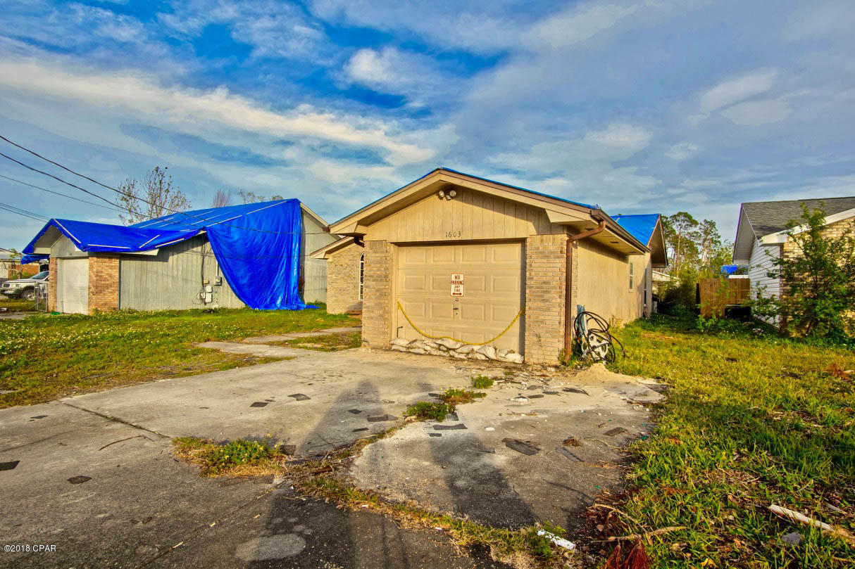 [No Recorded Subdiv] - Residential
