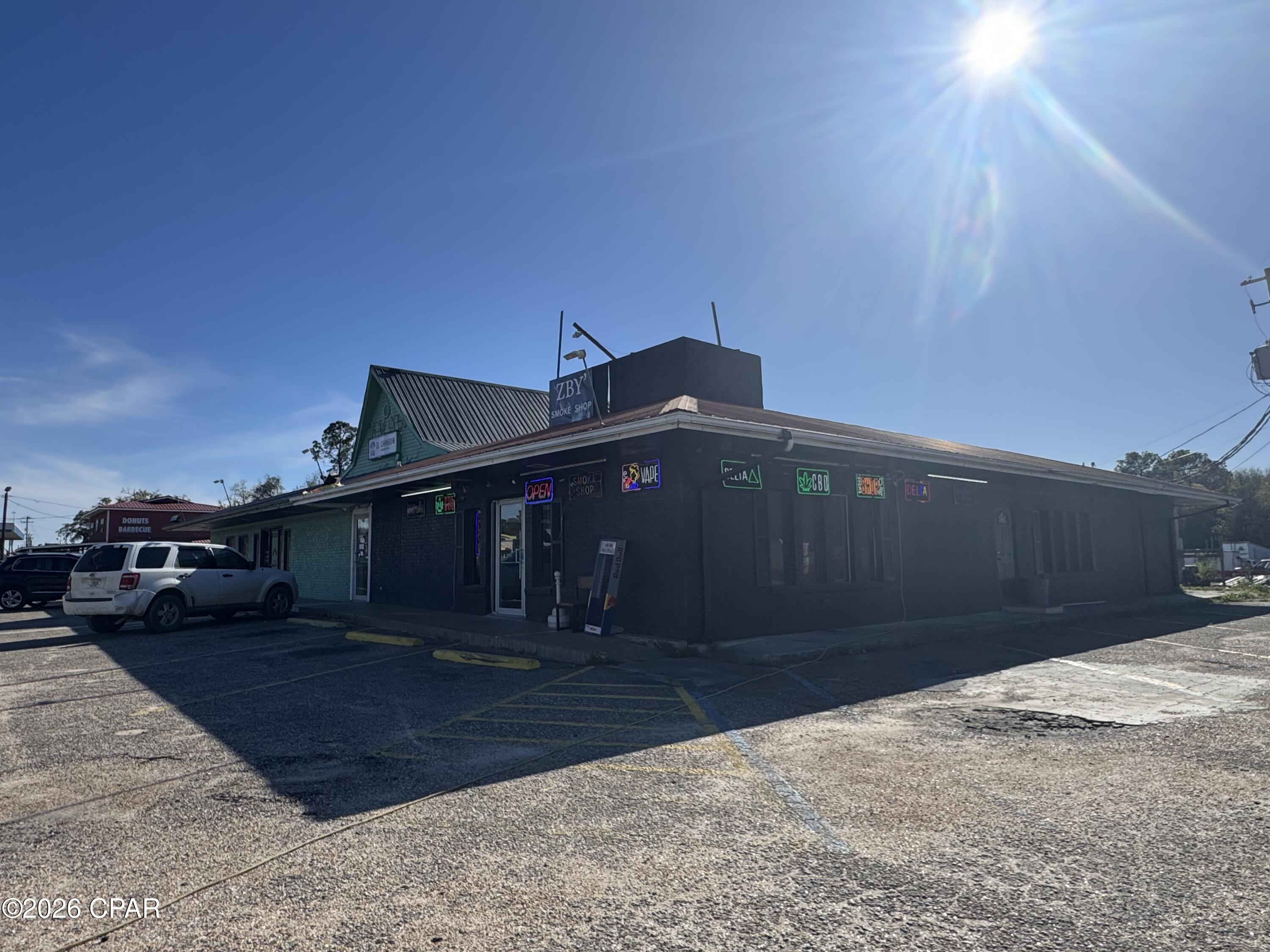 [No Recorded Subdiv] - Commercial Sale