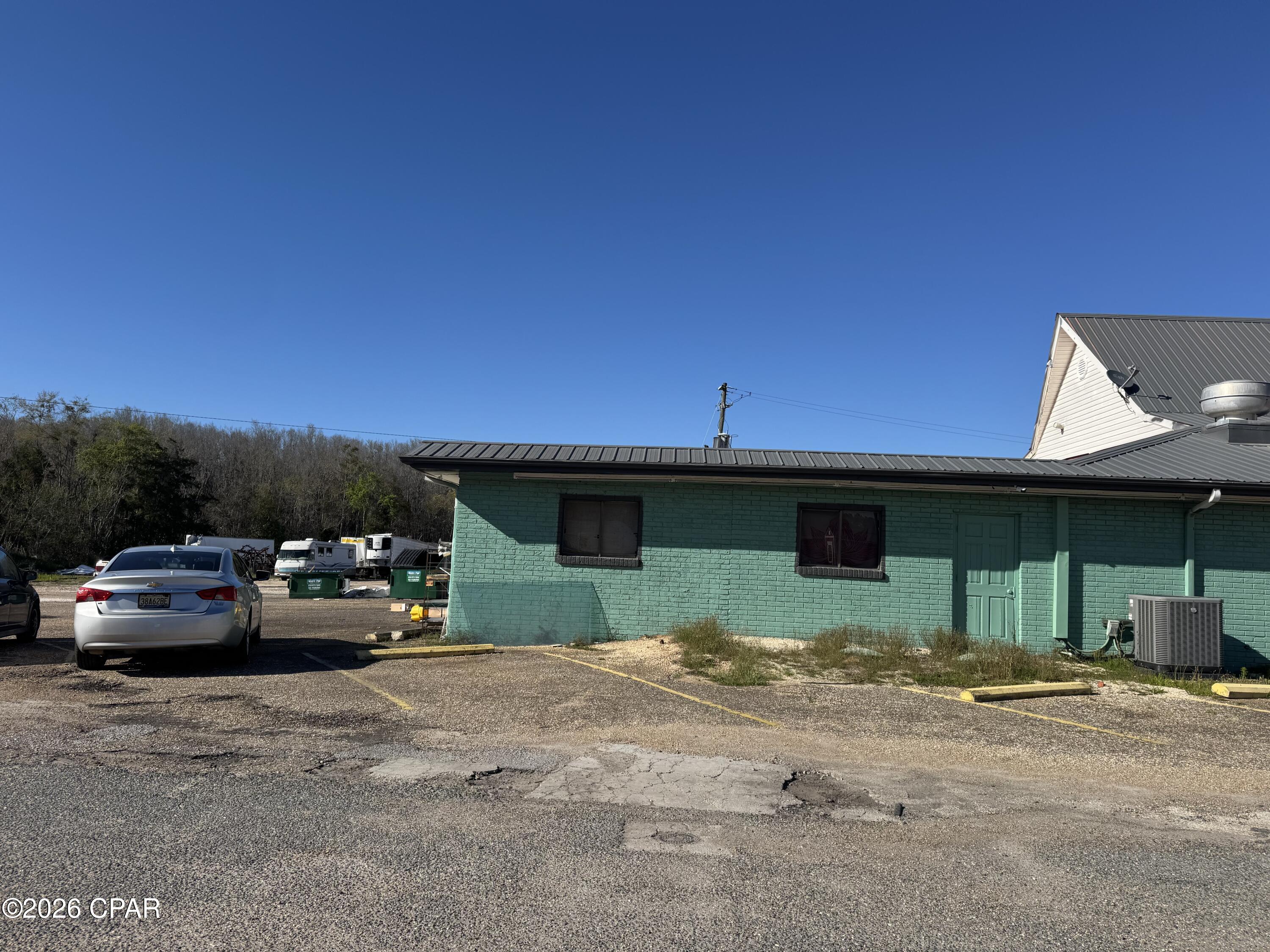 [No Recorded Subdiv] - Commercial Sale