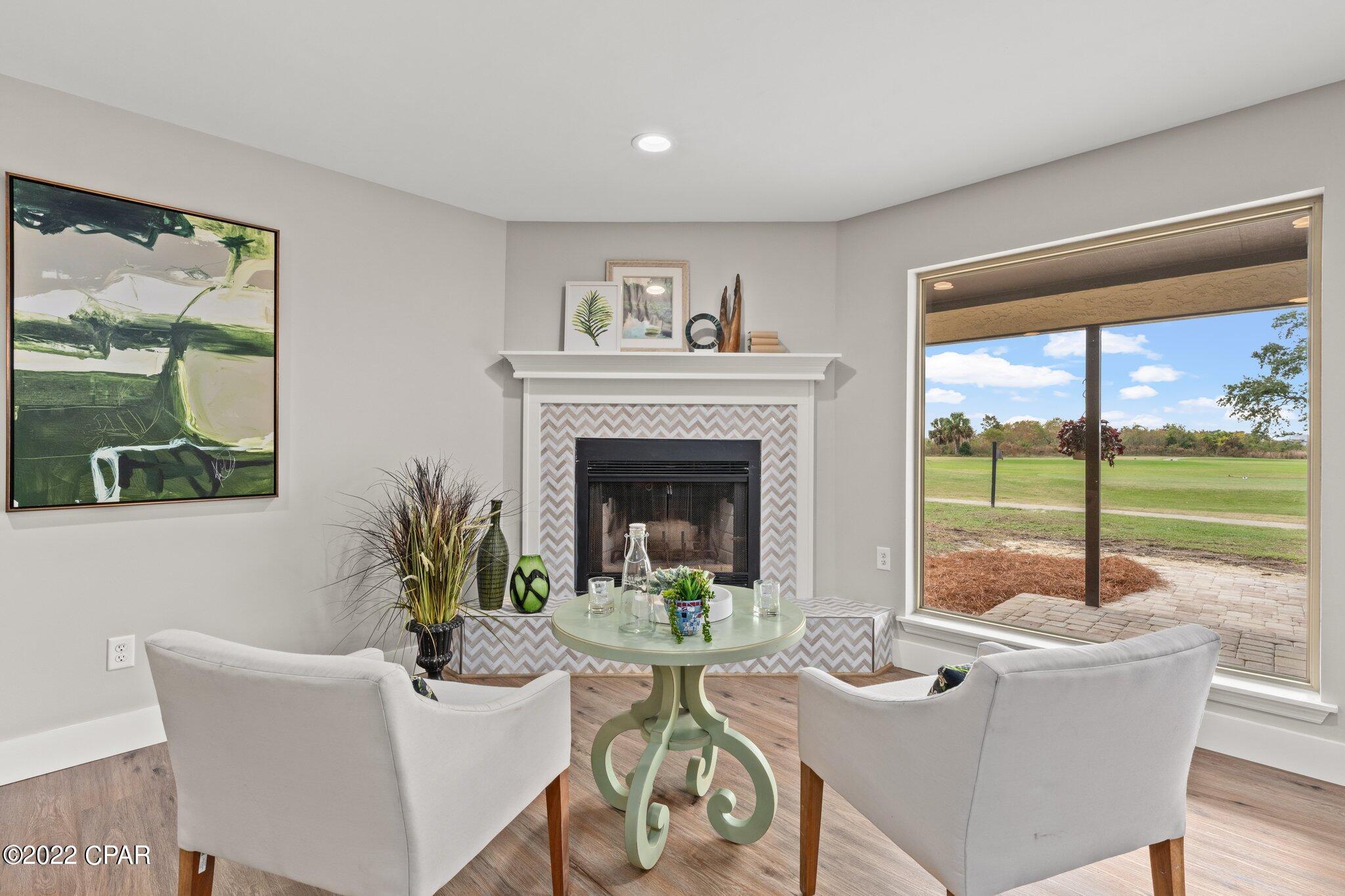 Country Club Harbour Estates - Residential