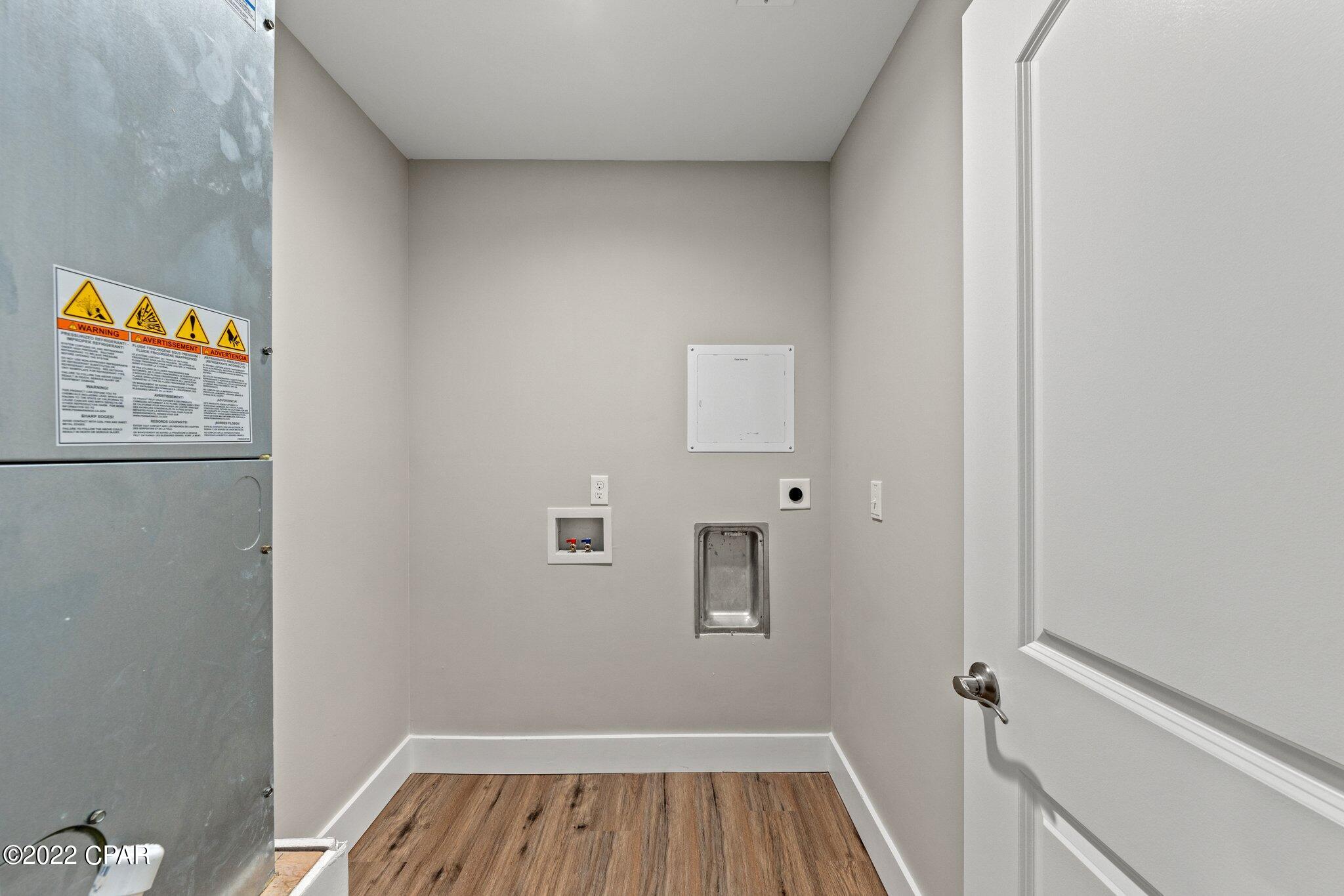 Country Club Harbour Estates - Residential