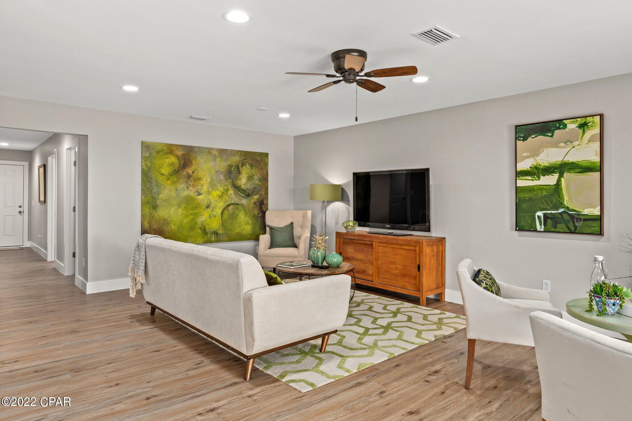 Country Club Harbour Estates - Residential