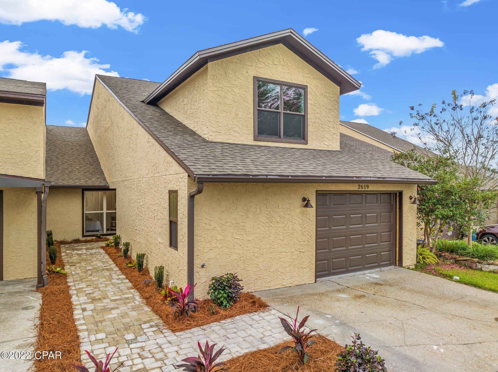 Country Club Harbour Estates - Residential