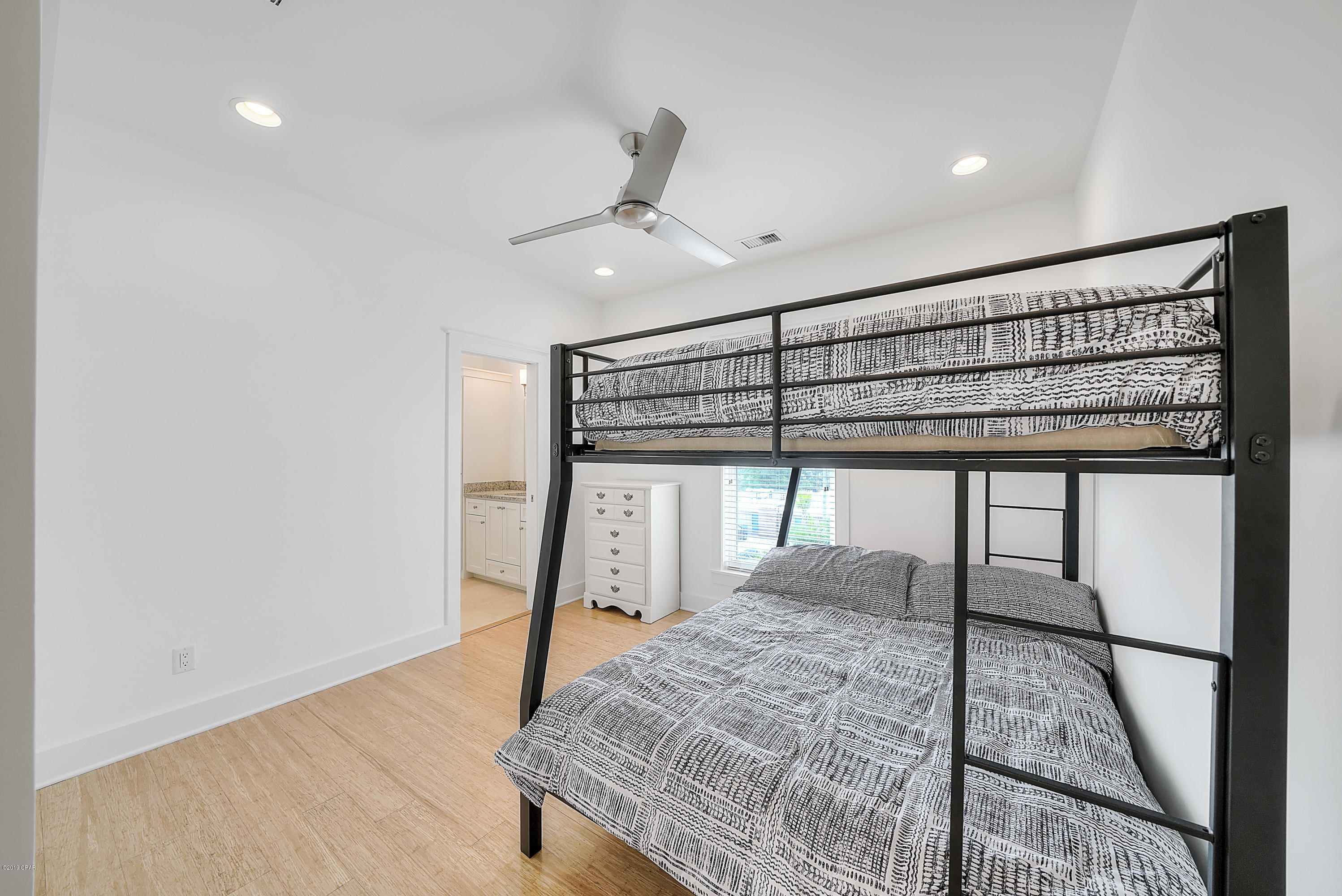 Laguna Beach 2nd Add - Residential