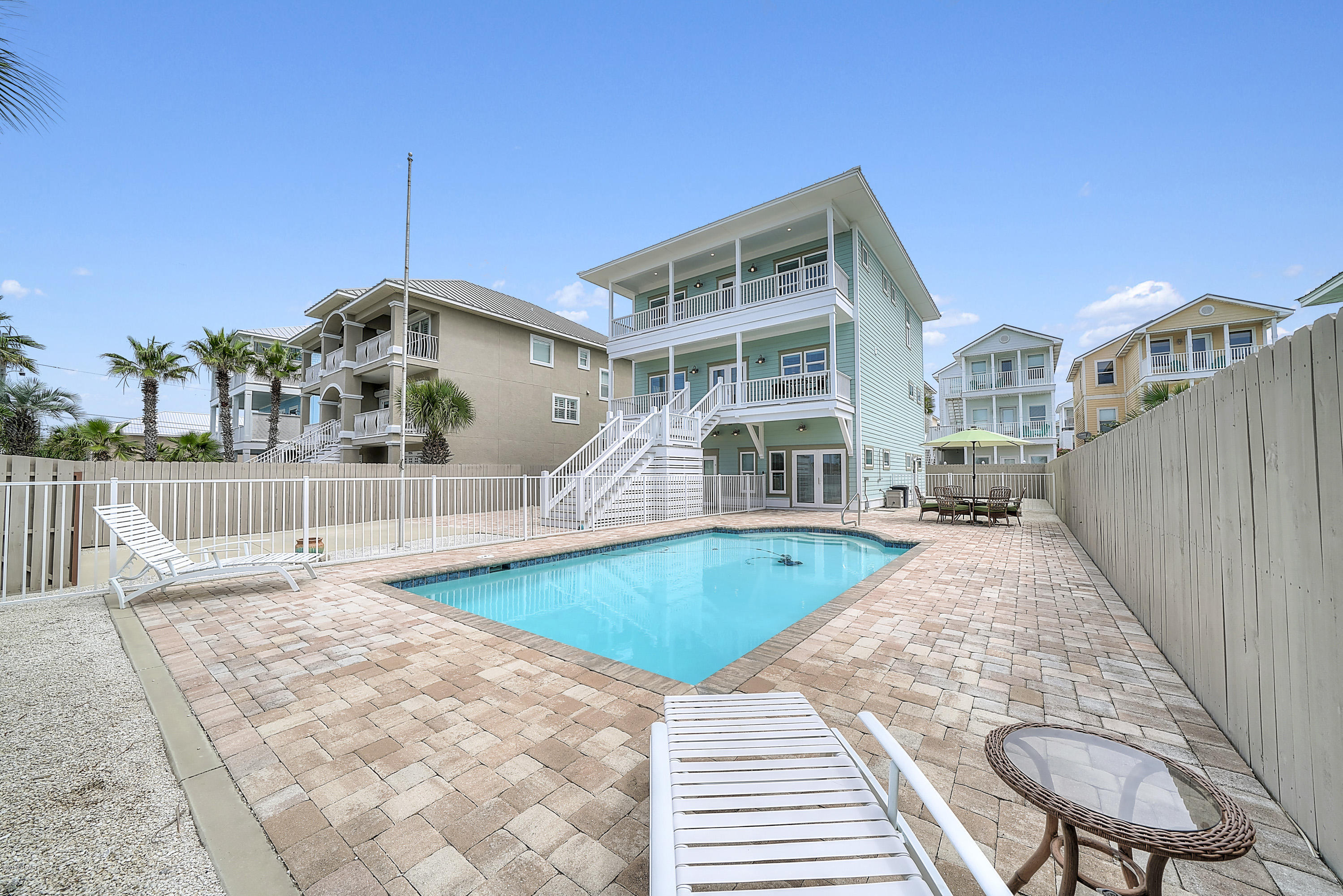 Laguna Beach 2nd Add - Residential