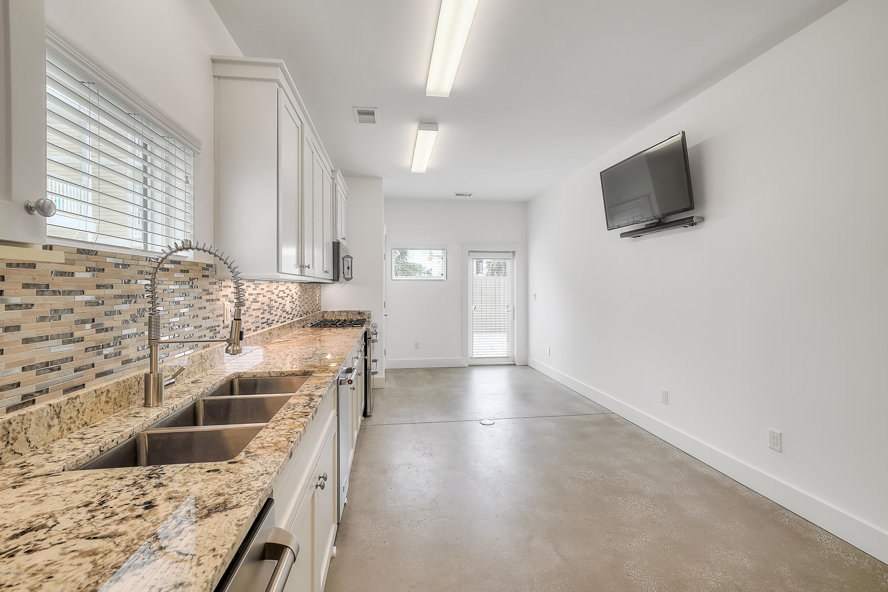 Laguna Beach 2nd Add - Residential