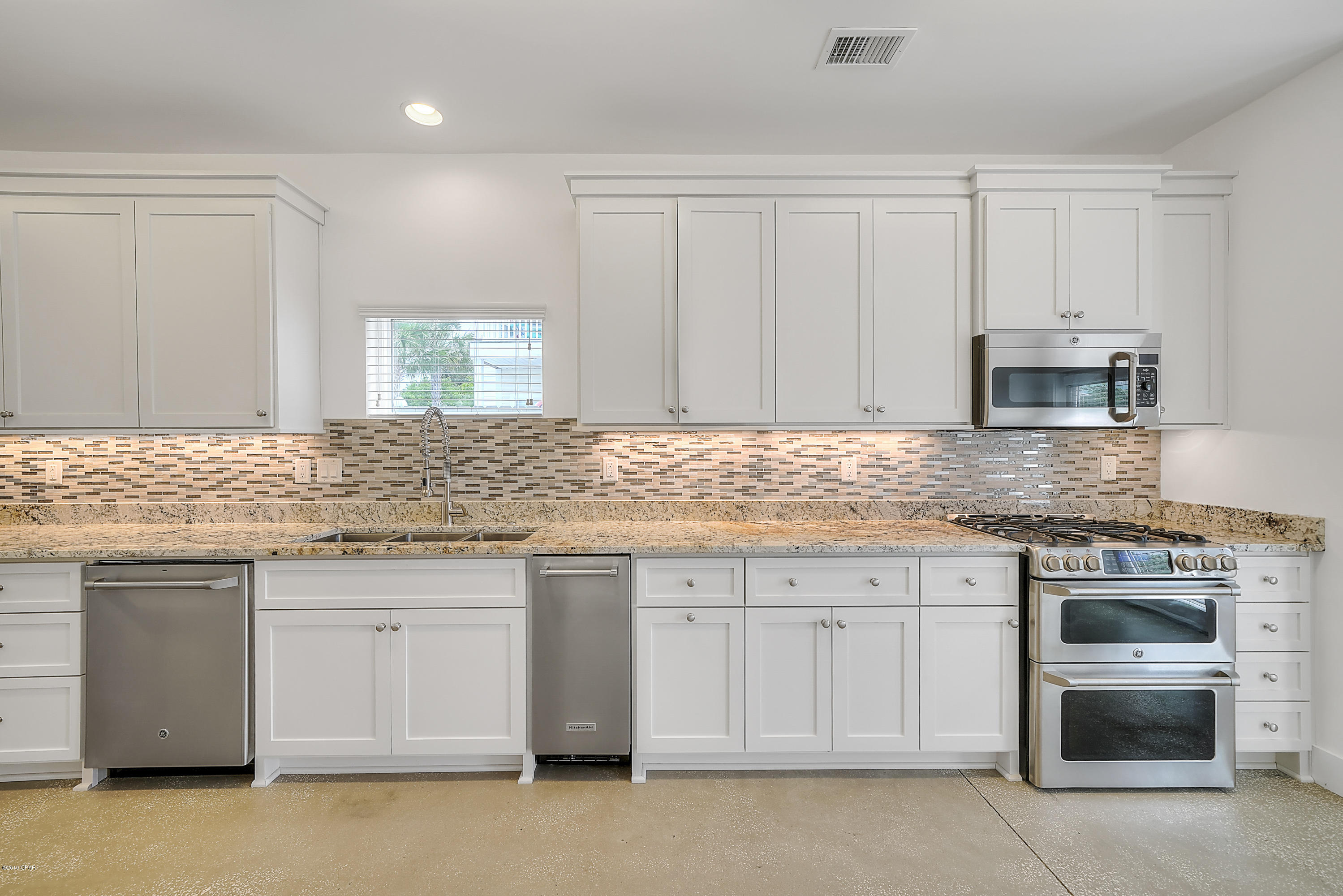 Laguna Beach 2nd Add - Residential