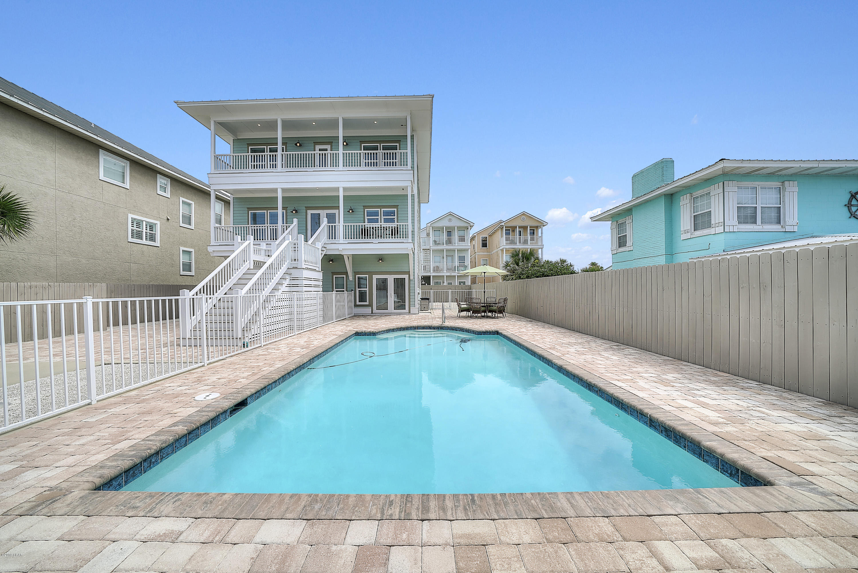 Laguna Beach 2nd Add - Residential