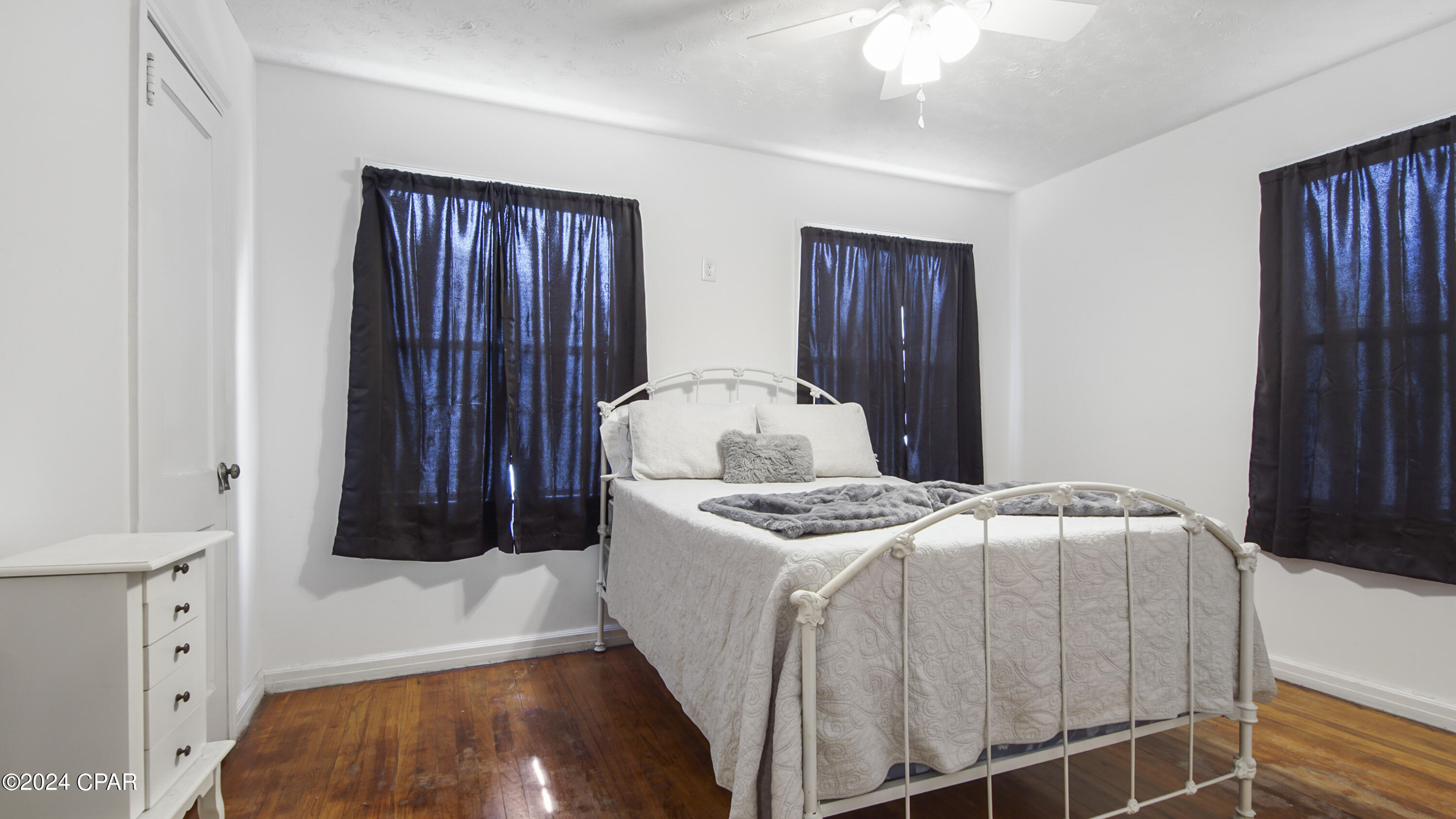 Cove Terrace - Residential