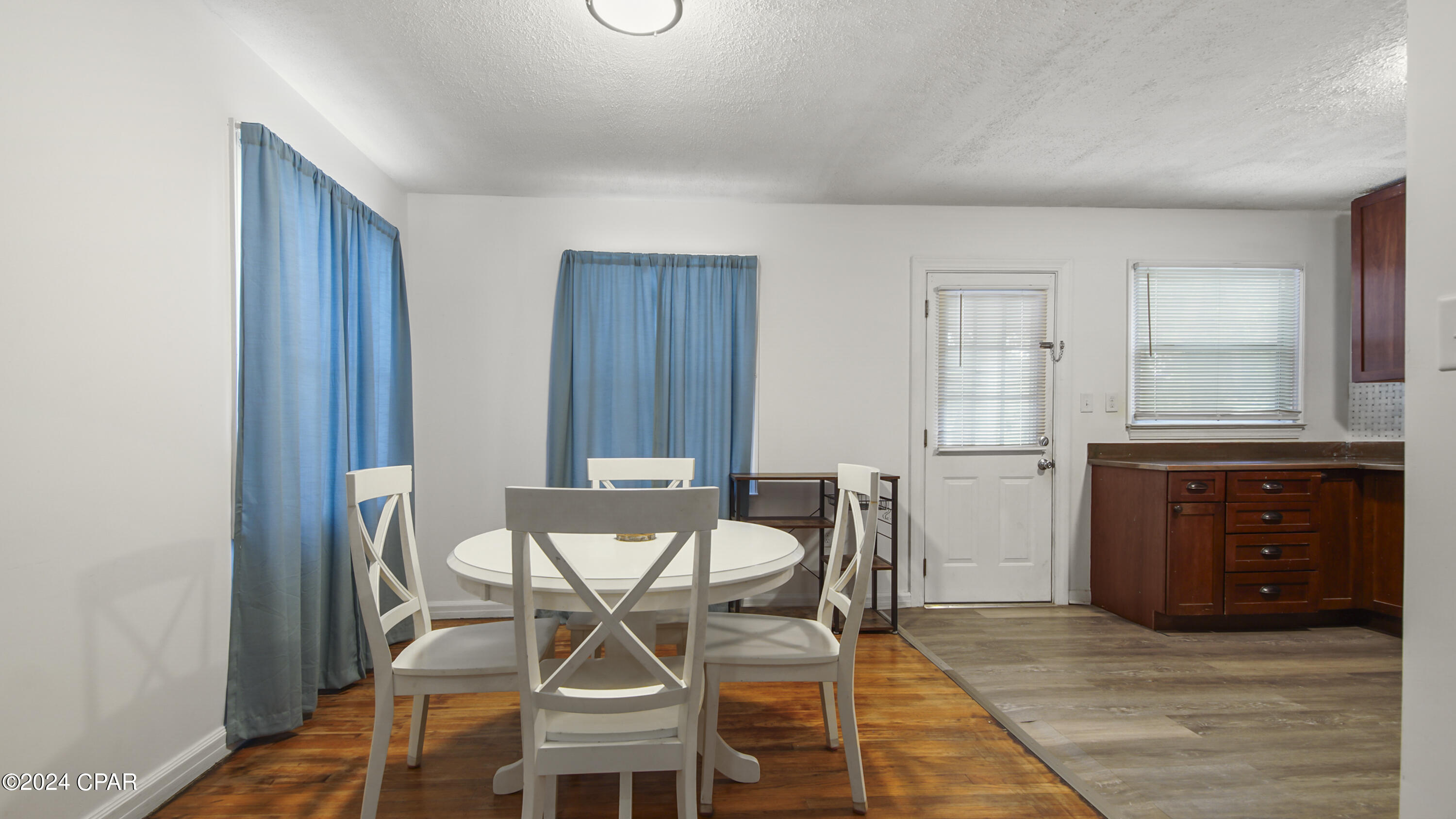 Cove Terrace - Residential