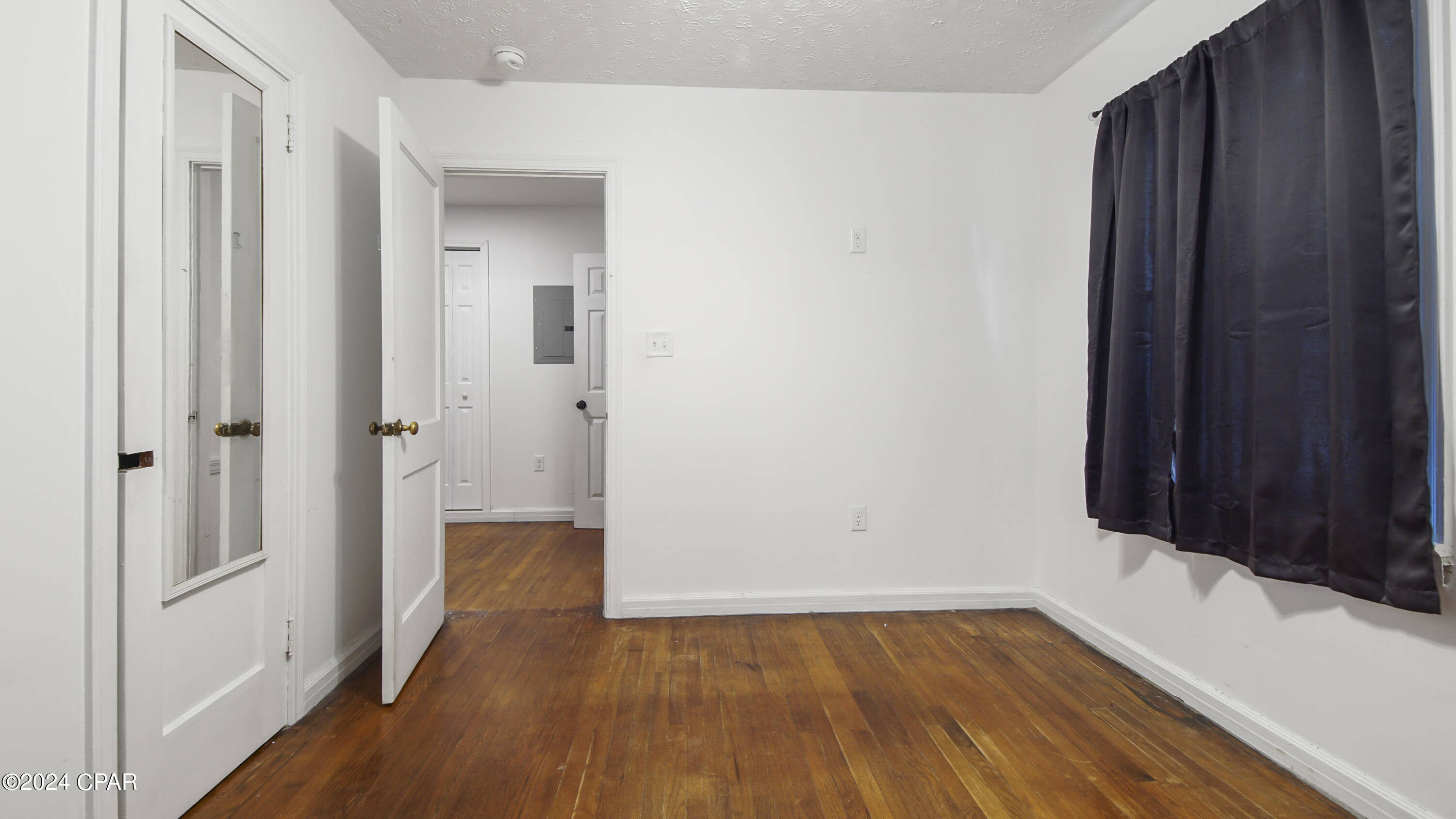 Cove Terrace - Residential