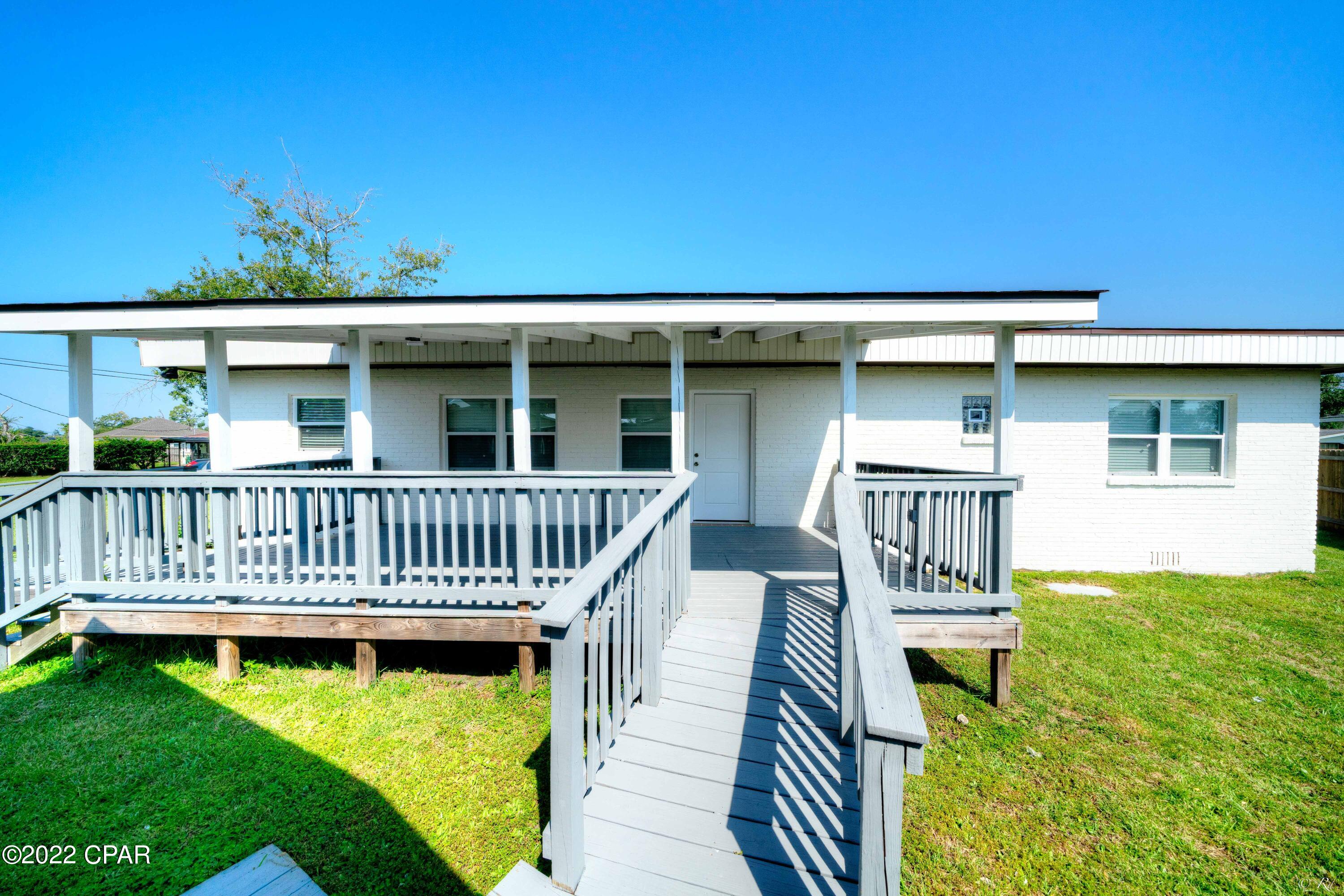 Pitts 1st Addto Parker - Residential