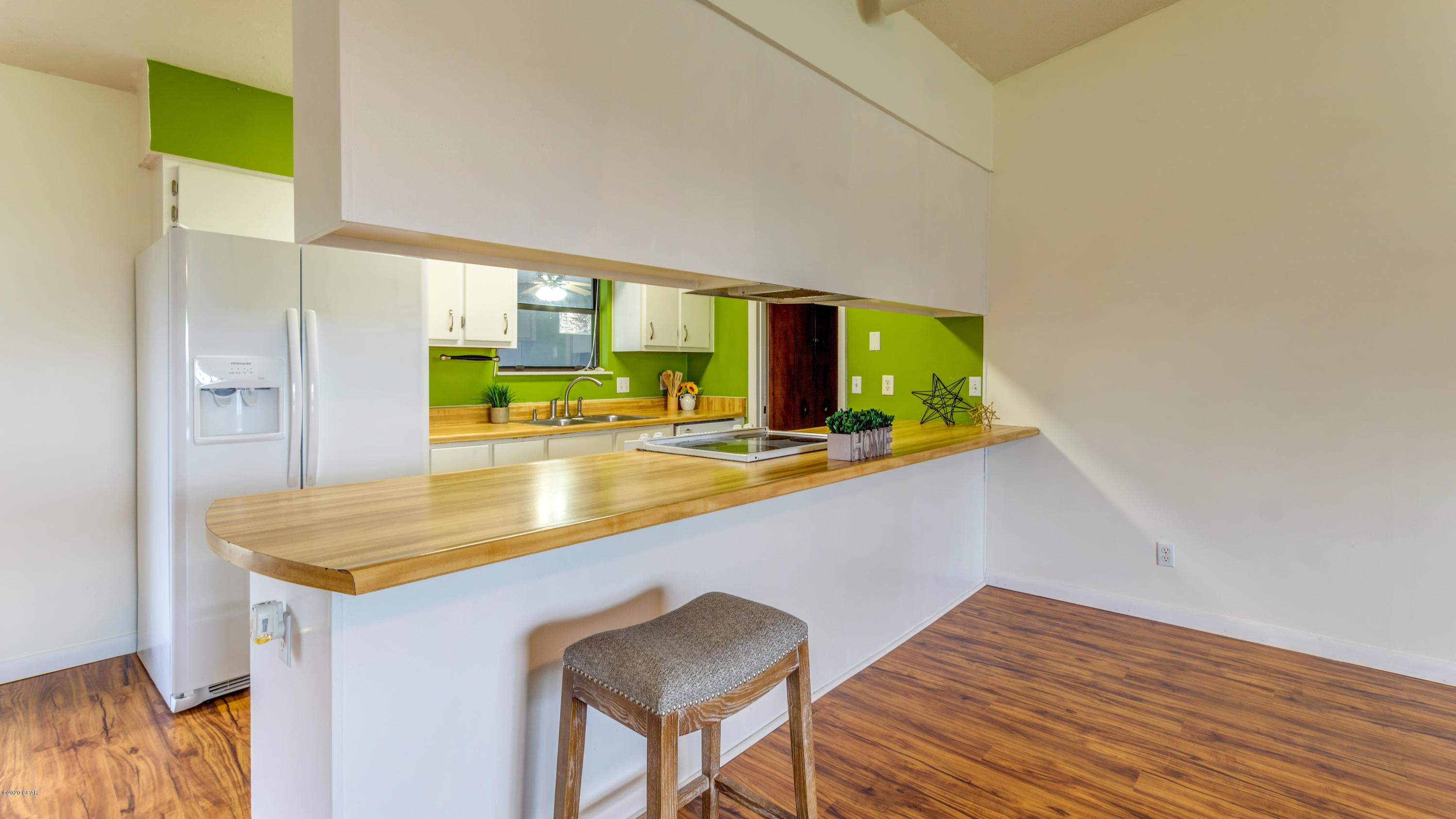 Venetian Villa 1st Add Replat - Residential