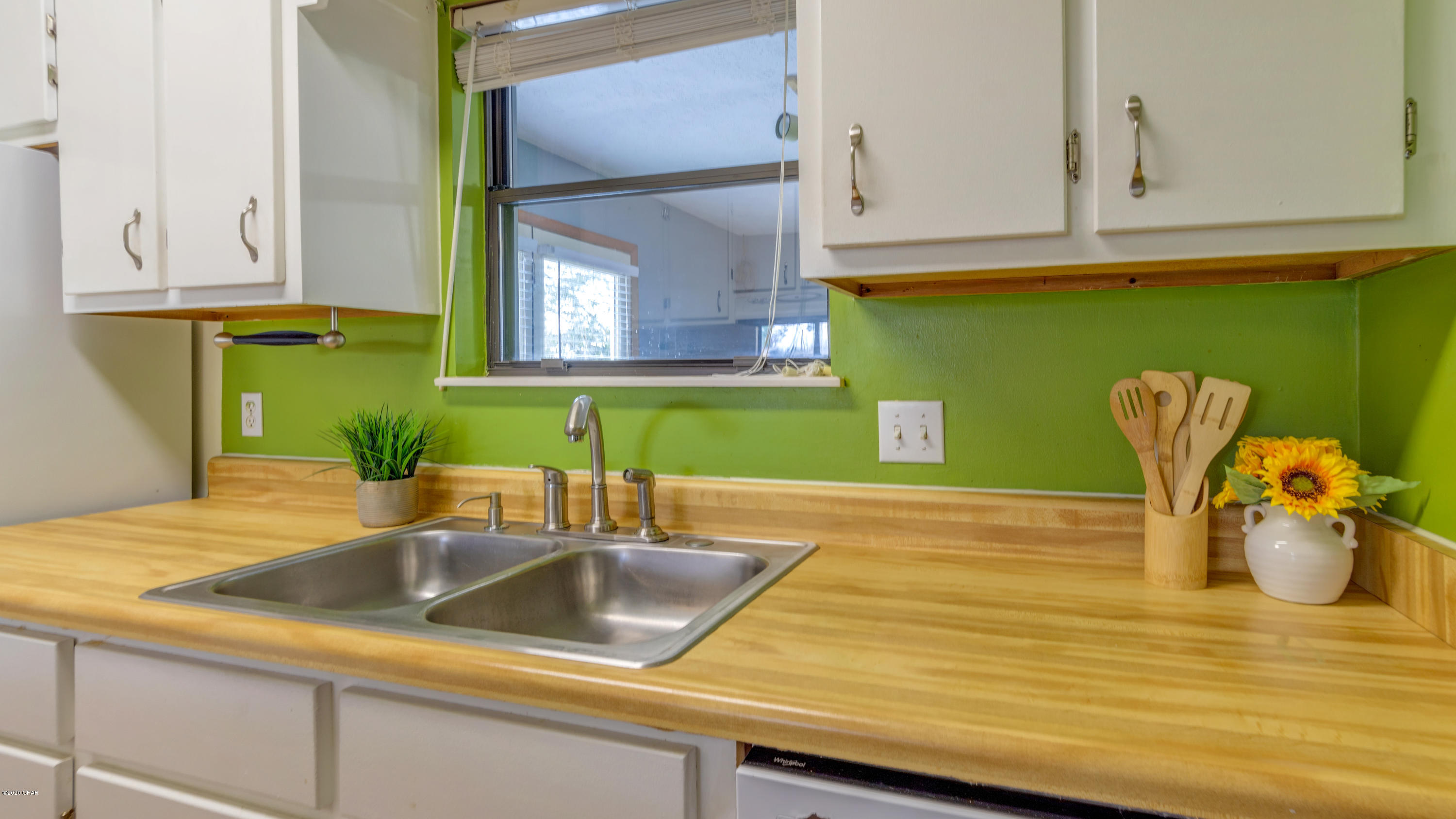 Venetian Villa 1st Add Replat - Residential