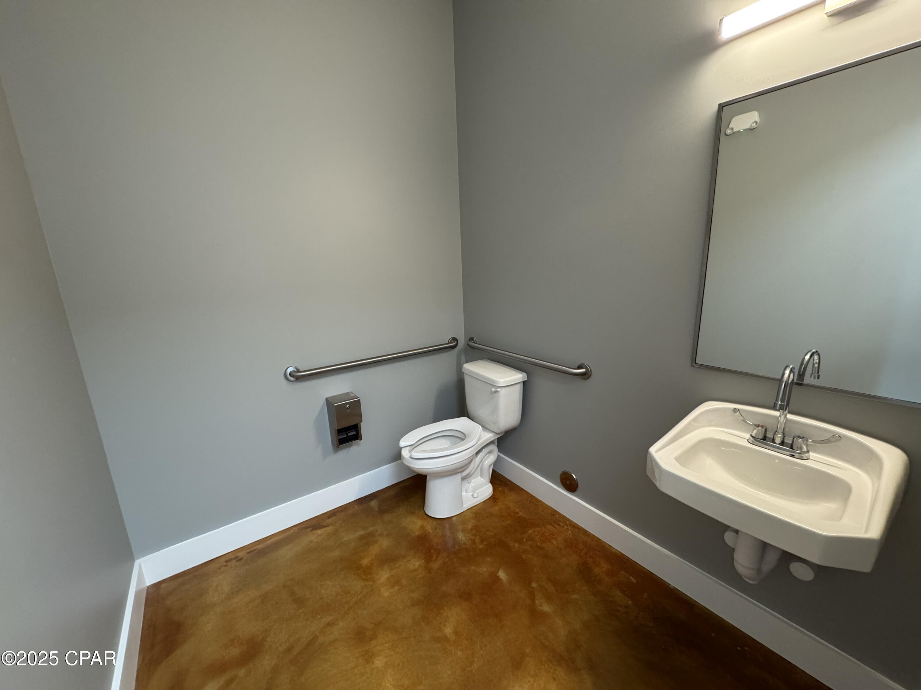 Segler - Commercial Lease