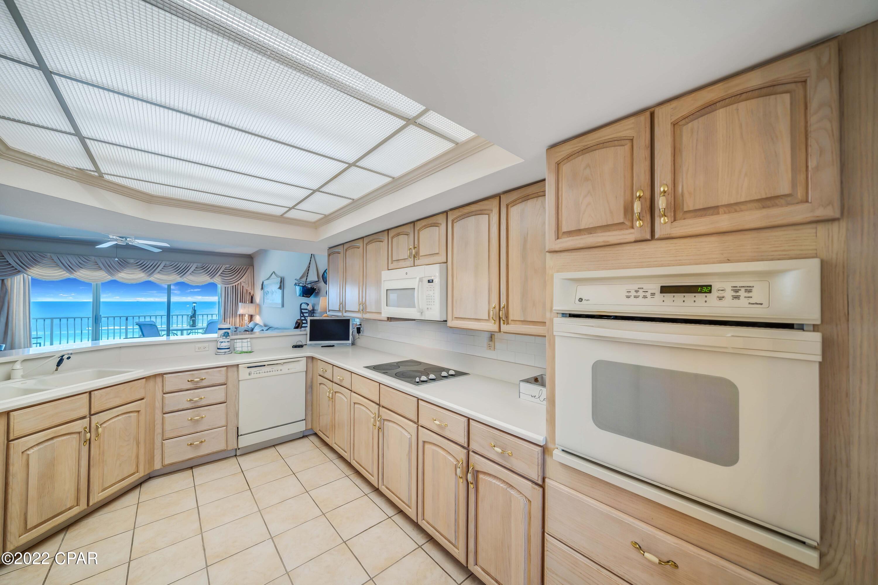 Coral Reef Condo - Residential